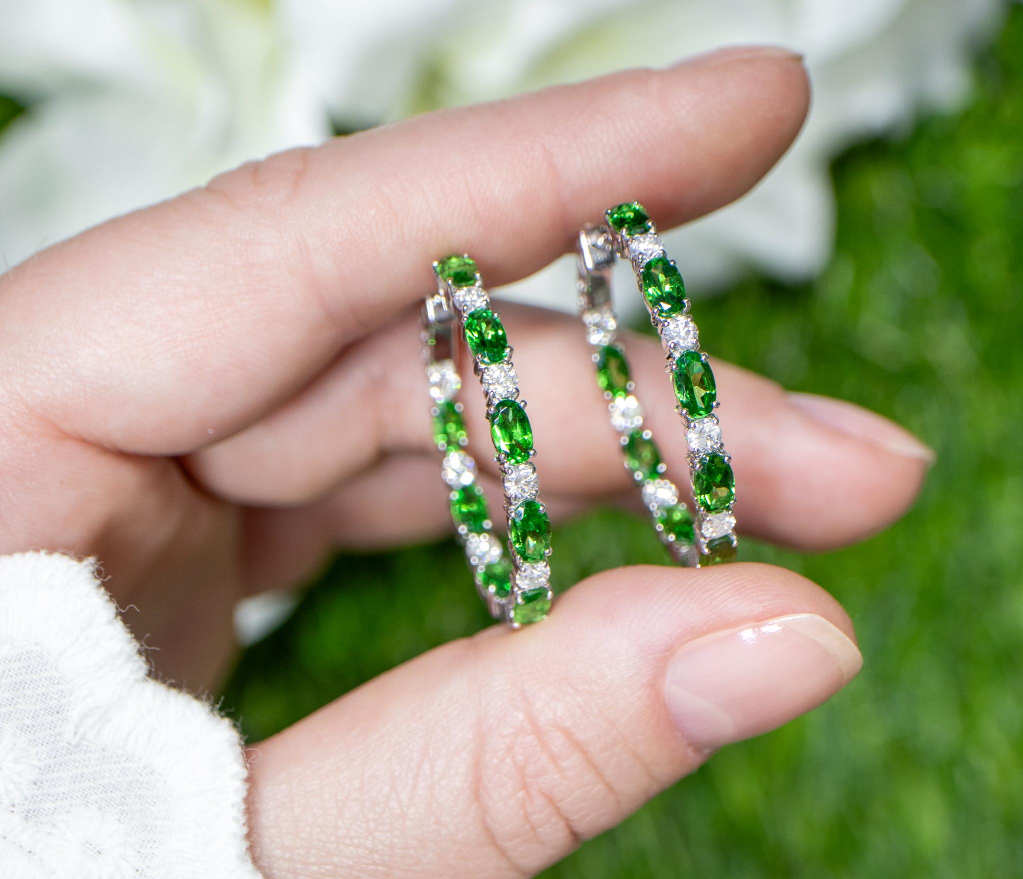 Contemporary Tsavorite and Diamond Hoop Earrings 5.43 Carats 18K Gold For Sale