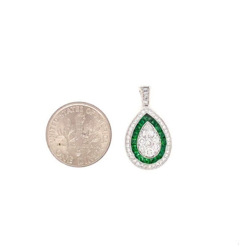 Tsavorite and Diamond Pendant in 14k White Gold In New Condition For Sale In Derby, NY