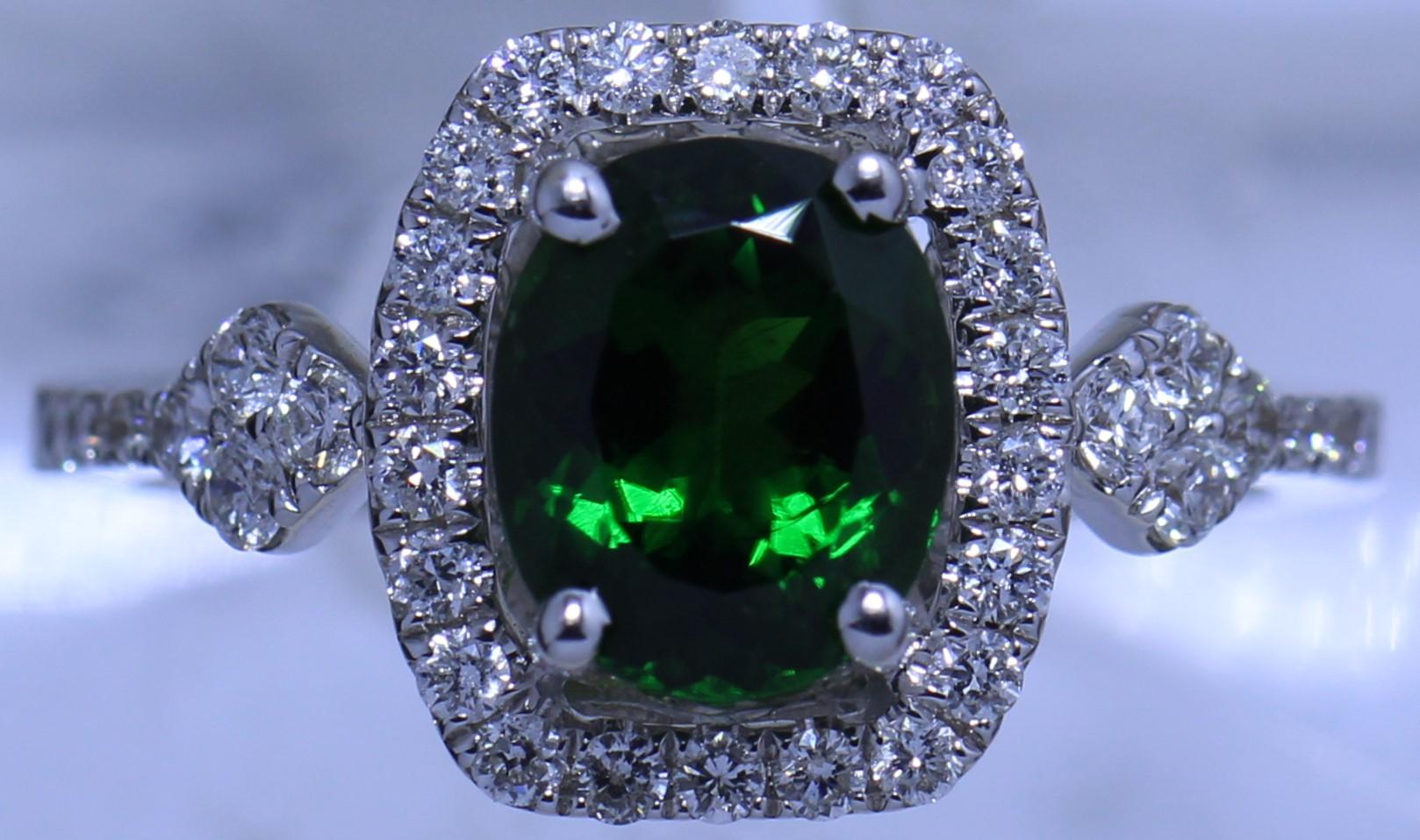 Tsavorite and Diamond Ring For Sale 1