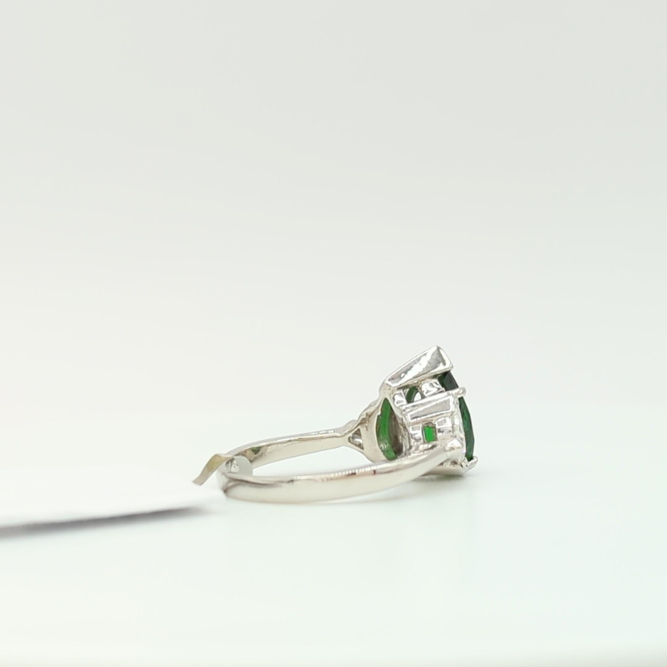Tsavorite and White Diamond Three Stone Ring in Platinum For Sale 2