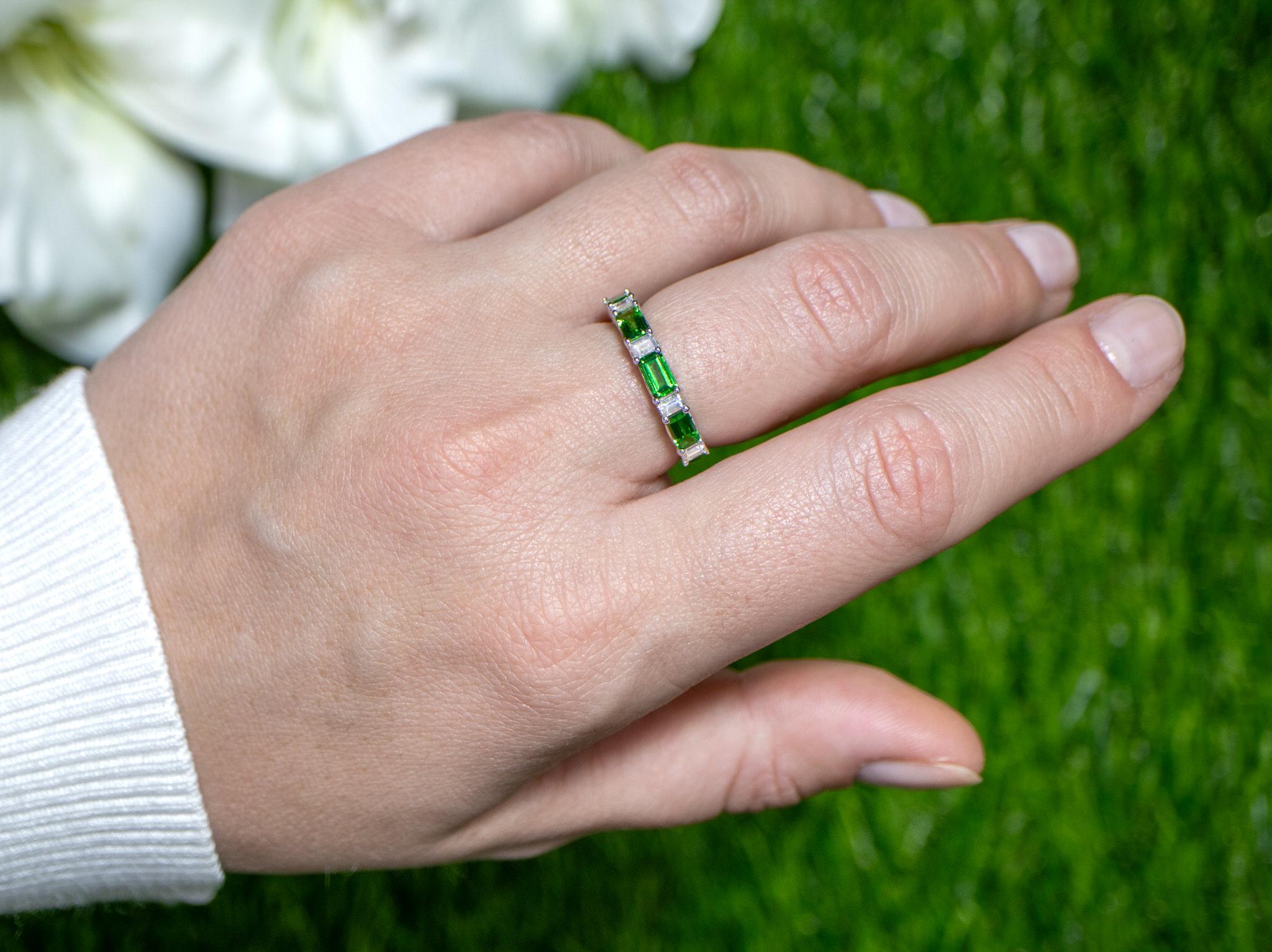 Octagon Cut Tsavorite Band Ring With Diamonds 1.61 Carats 18K Gold For Sale