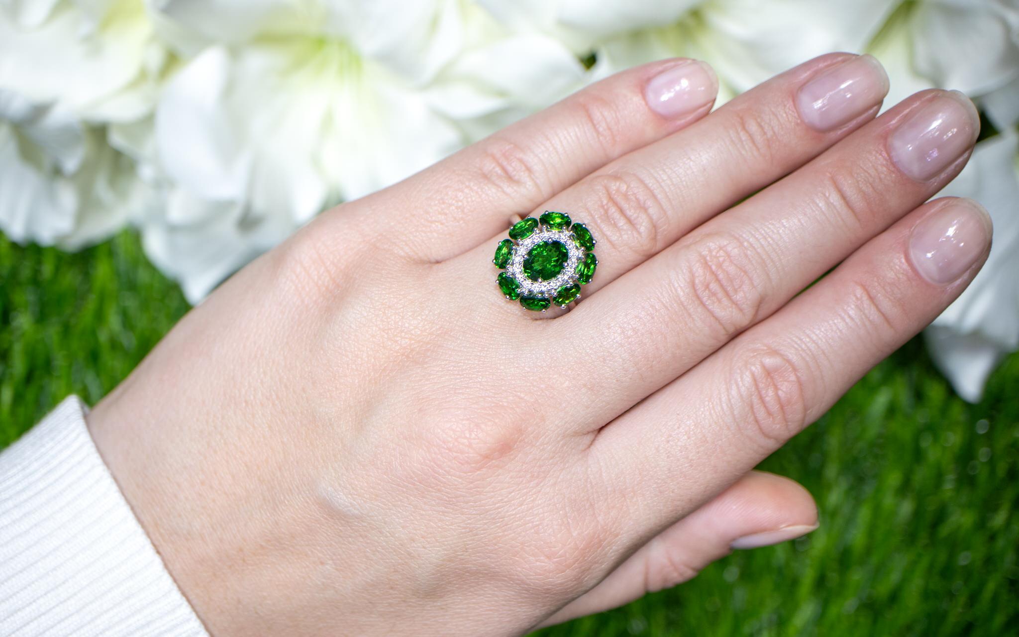 Mixed Cut Tsavorite Cocktail Ring With Diamonds 3.56 Carats 18K White Gold For Sale