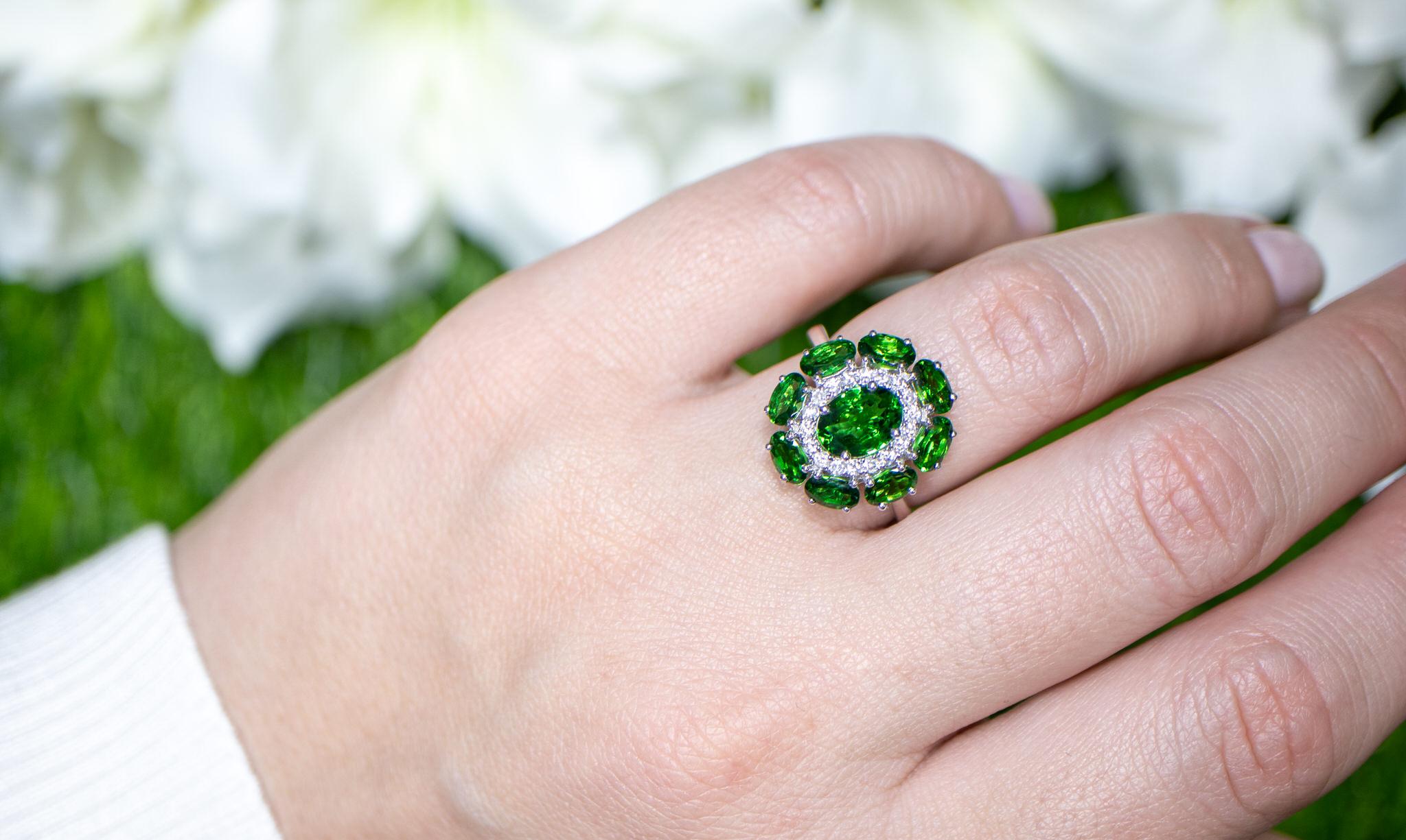 Tsavorite Cocktail Ring With Diamonds 3.56 Carats 18K White Gold In Excellent Condition For Sale In Aliso Viejo, CA