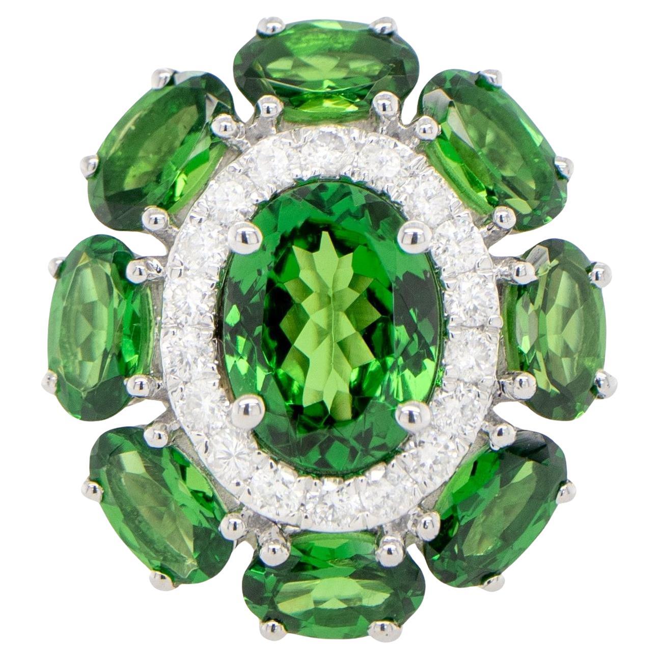 Anello cocktail con tsavorite e diamanti da 3,56 carati in oro bianco 18 carati