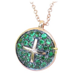 Tsavorite Cross Pendant Necklace in 750 Rose Gold, 0.44 ct, Italy, handmade
