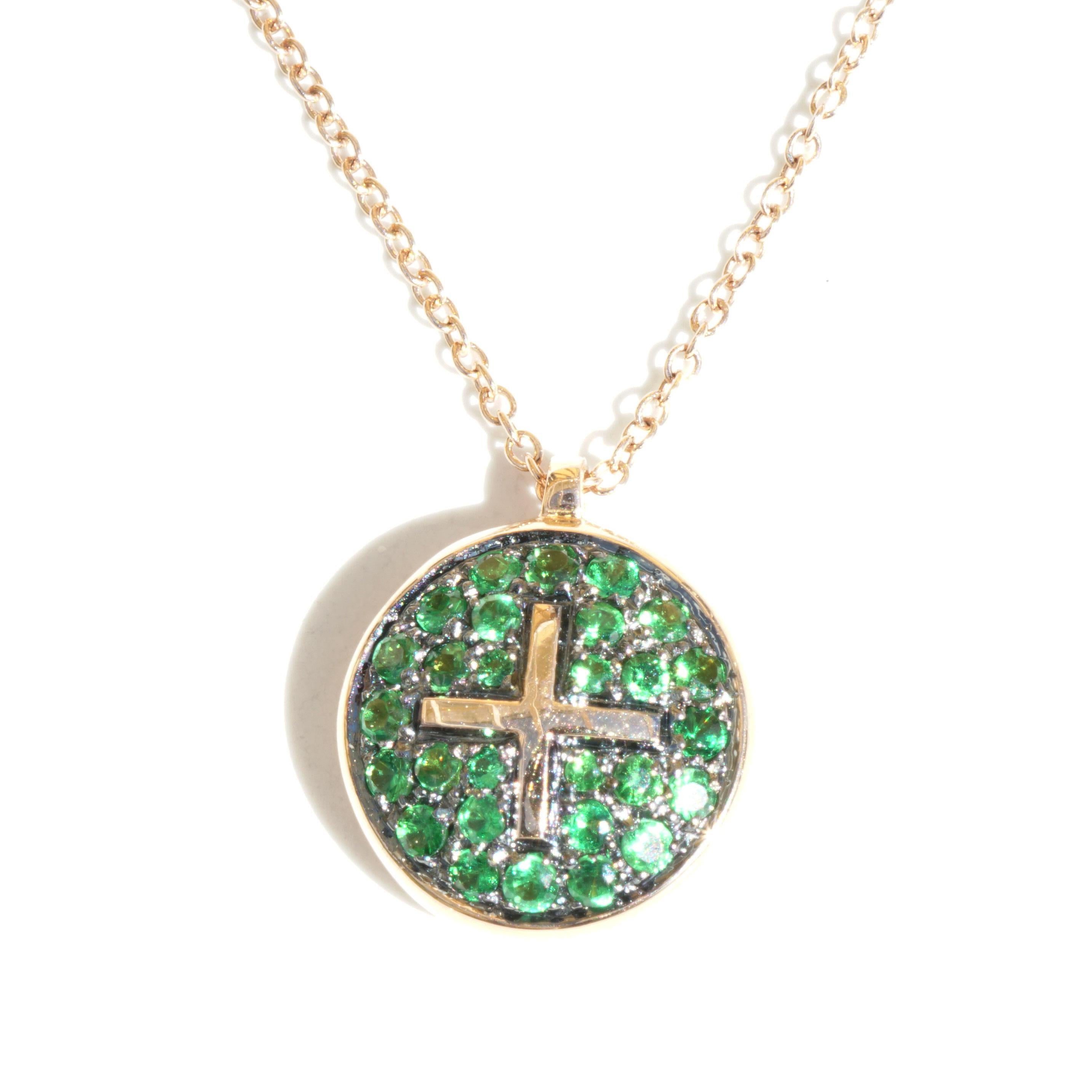 Round Cut Tsavorite Cross Pendant with Chain 750 Rose Gold What a Color Made in Italy Cute For Sale