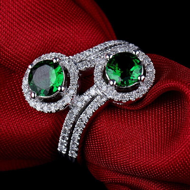 Tsavorite Diamond Ring In New Condition For Sale In Barnsley, GB