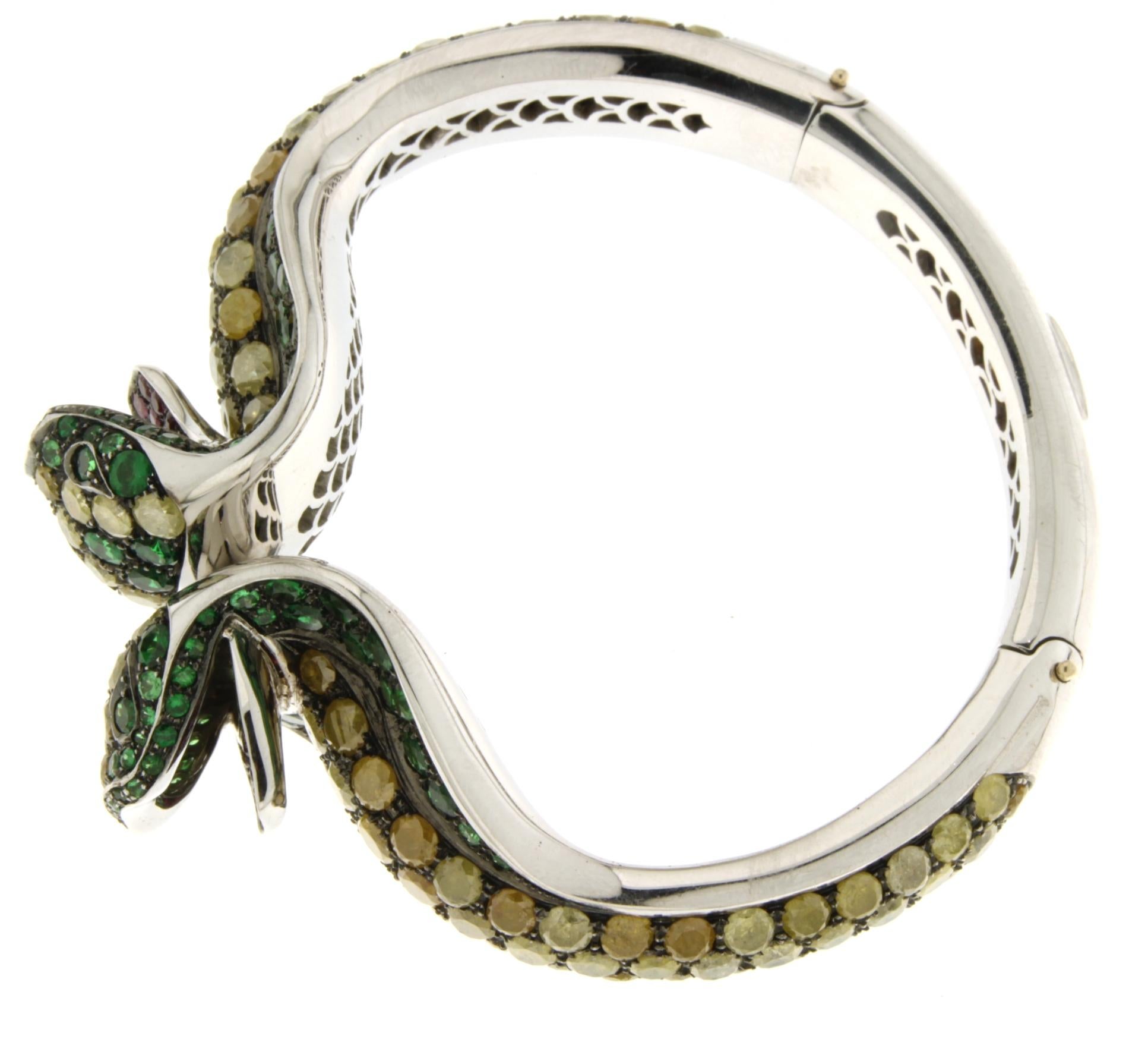 18kt White Gold Ring Set Bracelet Tsavorite, Diamond, Ruby, Paolo Piovan  For Sale 9