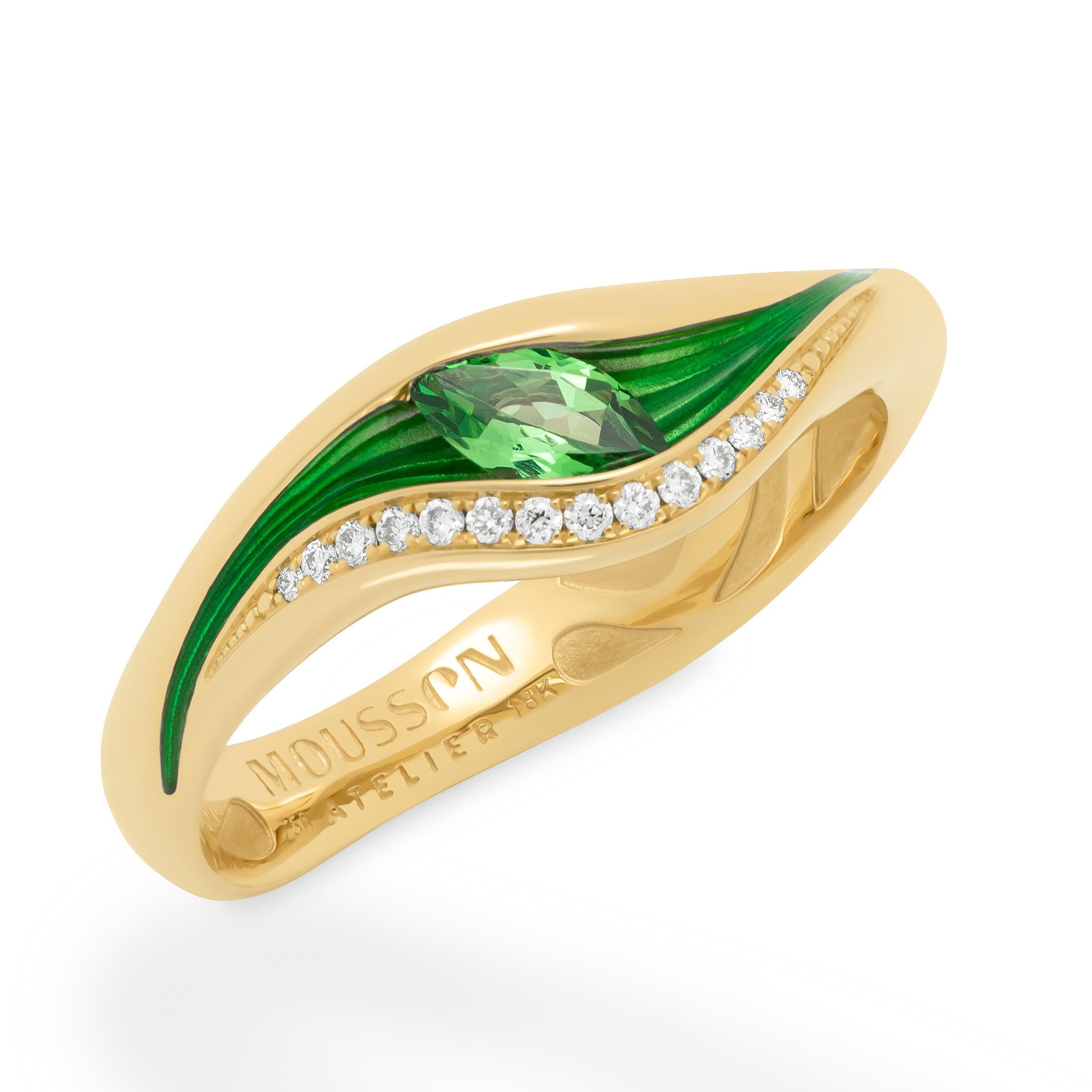 Im Angebot: 18 Karat Gelbgold Ring mit Tsavorit, Diamanten und Emaille in ge Melted Colors () 2