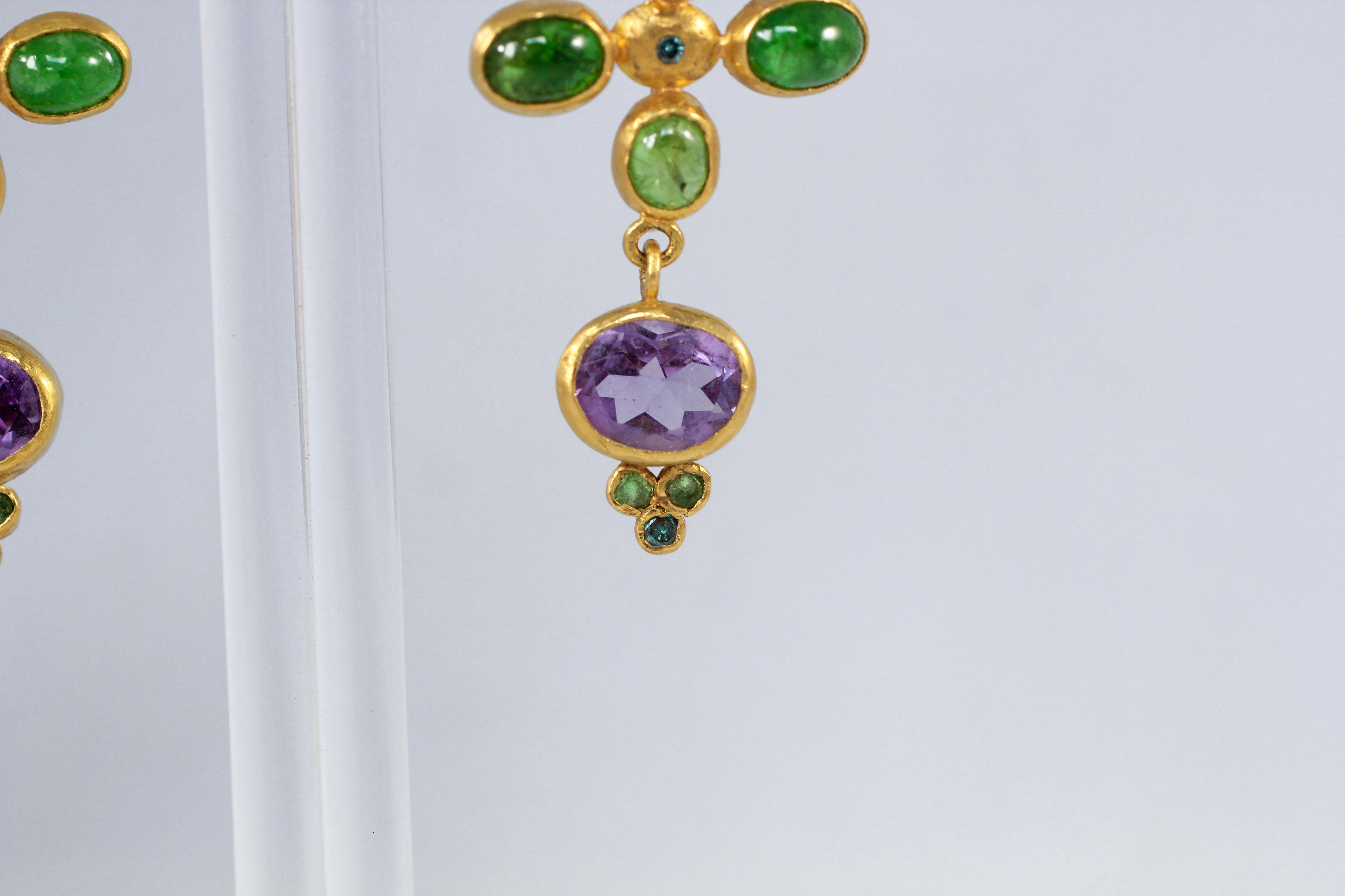 Tsavorite Garnet Amethyst and Blue Diamonds 22k -21k Gold Dangle Drop Earrings In New Condition In New York, NY