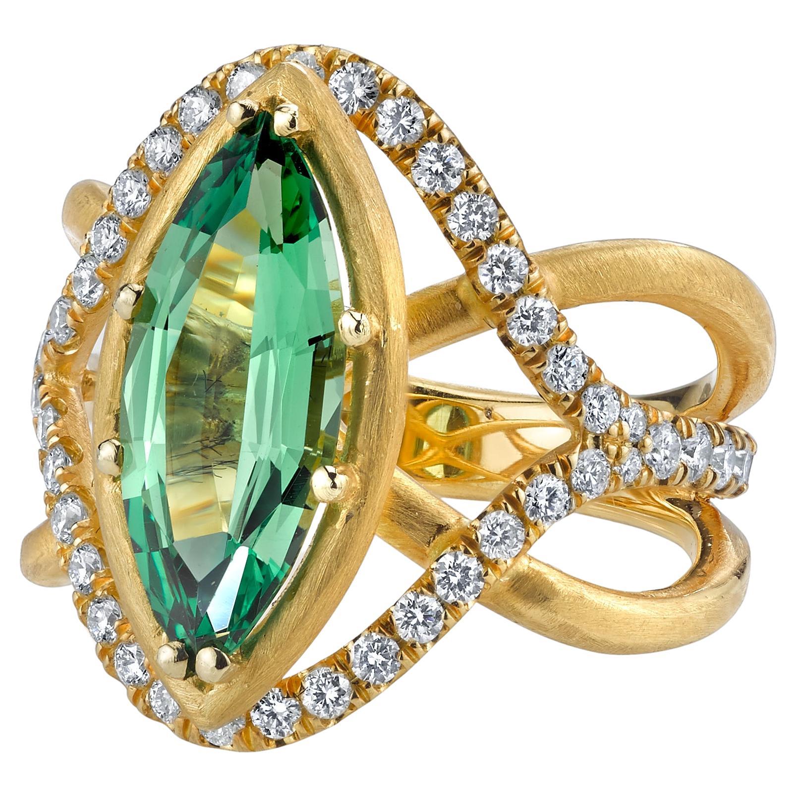 Tsavorite Garnet and Diamond Cocktail Ring in Yellow Gold, 2.95 Carats
