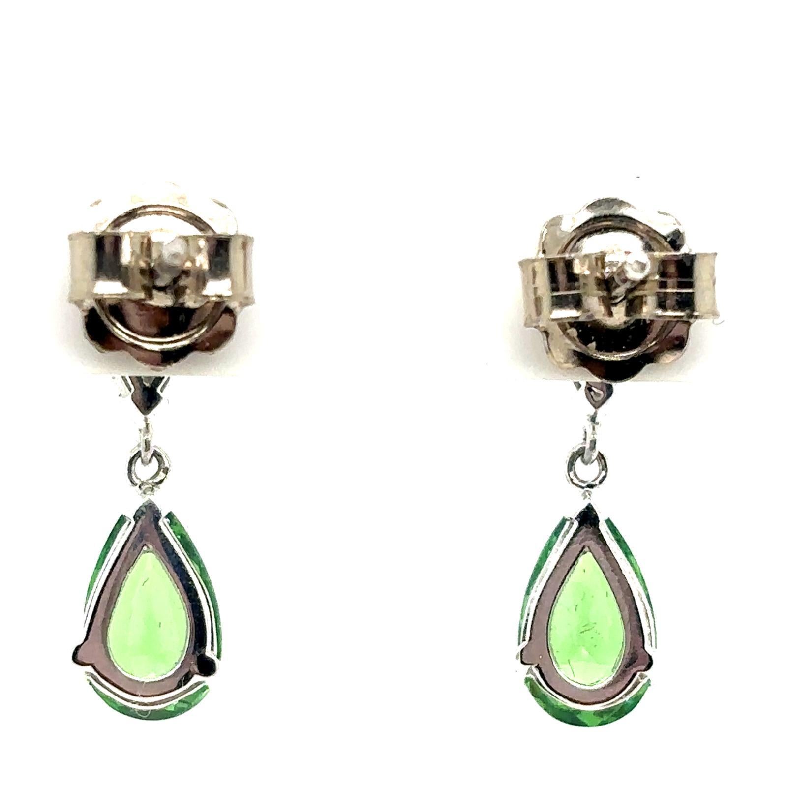 De las mujeres Pendientes Gota Granate Tsavorita y Diamante Pera sobre Pera Oro Blanco 18 Kilates en venta