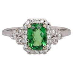 Tsavorit Granat und Erde Mined Diamond Akzente Ring in 14k massivem Weißgold