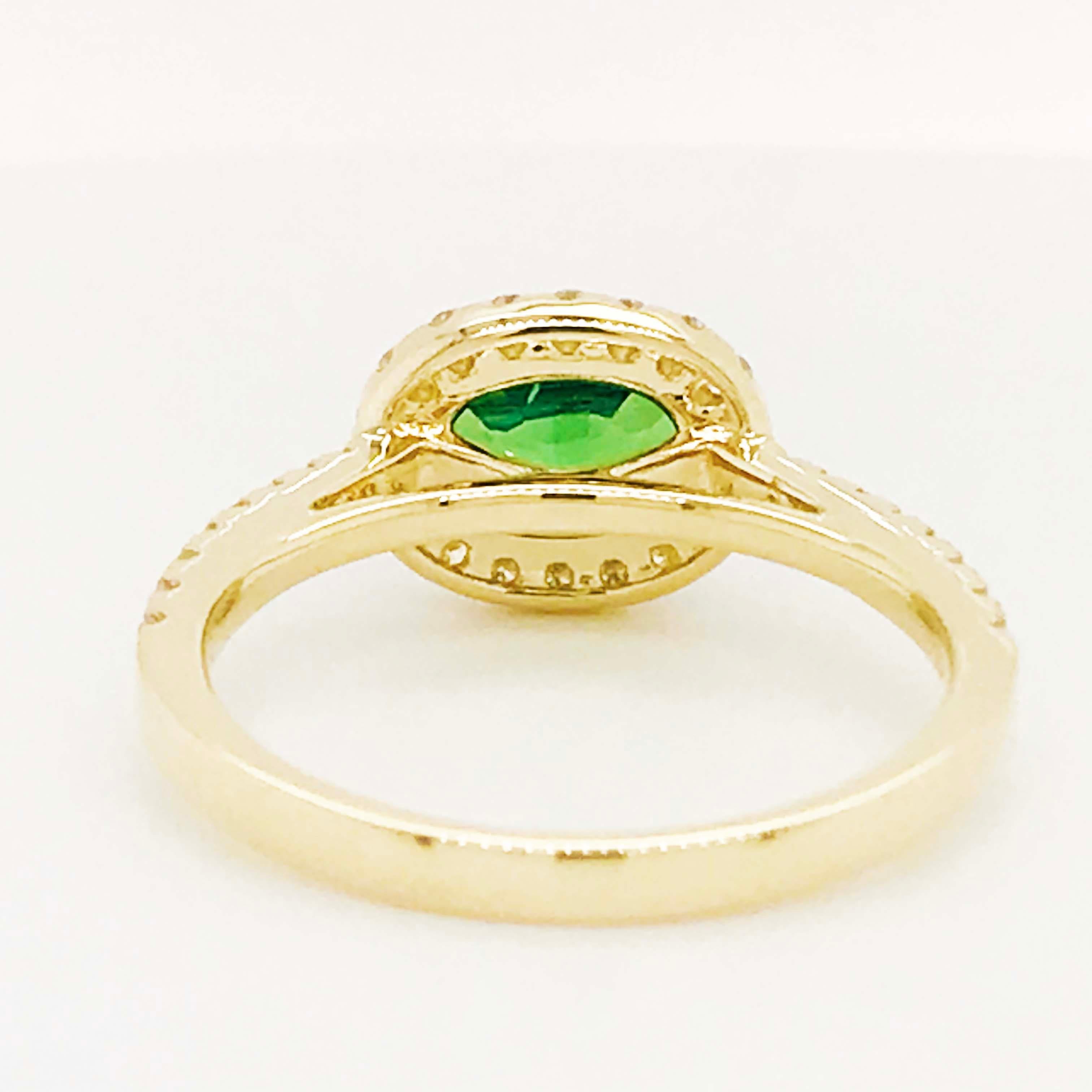 Ring aus 14 Karat Gelbgold mit Tsavorit, Granat und Diamant-Halo, 1,75 Karat im Zustand „Neu“ im Angebot in Austin, TX