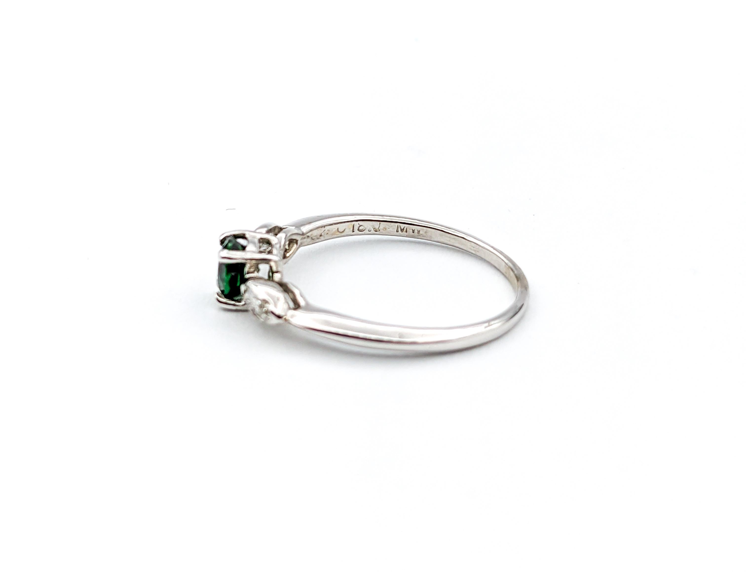 For Sale:  Tsavorite Garnet & Diamond Ring in White Gold 8
