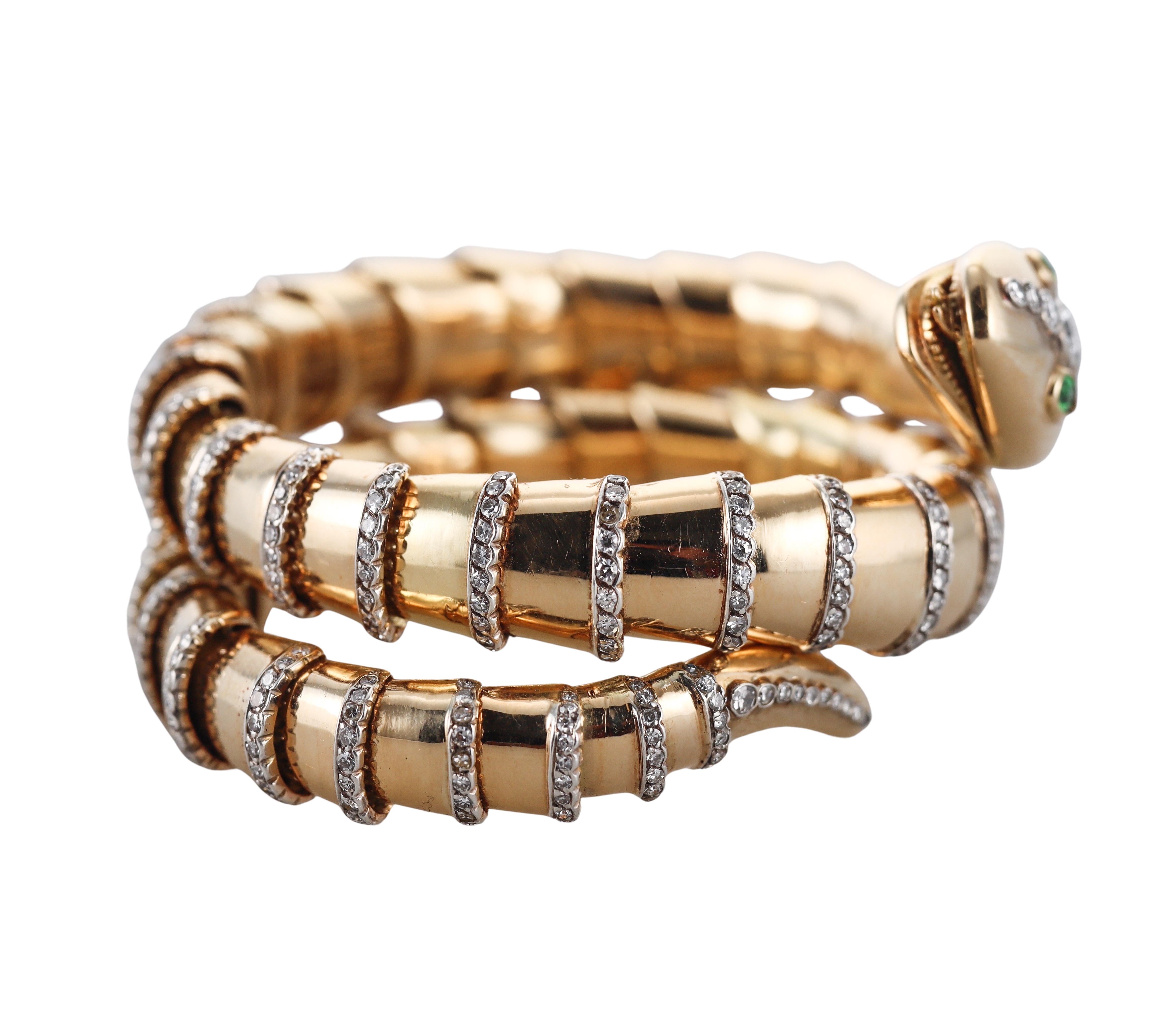 Tsavorit Granat Diamant Gelbgold Schlangen-Wickelarmband im Zustand „Hervorragend“ im Angebot in New York, NY