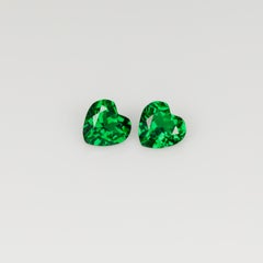 Tsavorite garnet heart shape pair, 0.61 cts