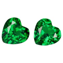 Tsavorite garnet heart shape pair, 0.61 cts