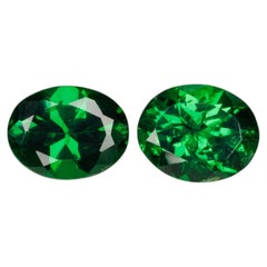 Tsavorite garnet pair, 0.78 cts
