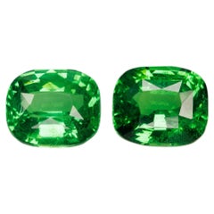Tsavorite garnet pair, 2.08 cts