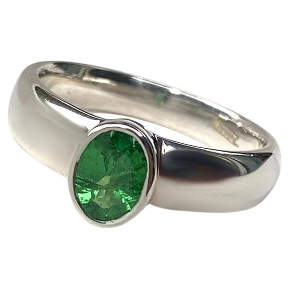 Tsavorite garnet ring silver Vintage style Green Gemstone Jewelry For Sale