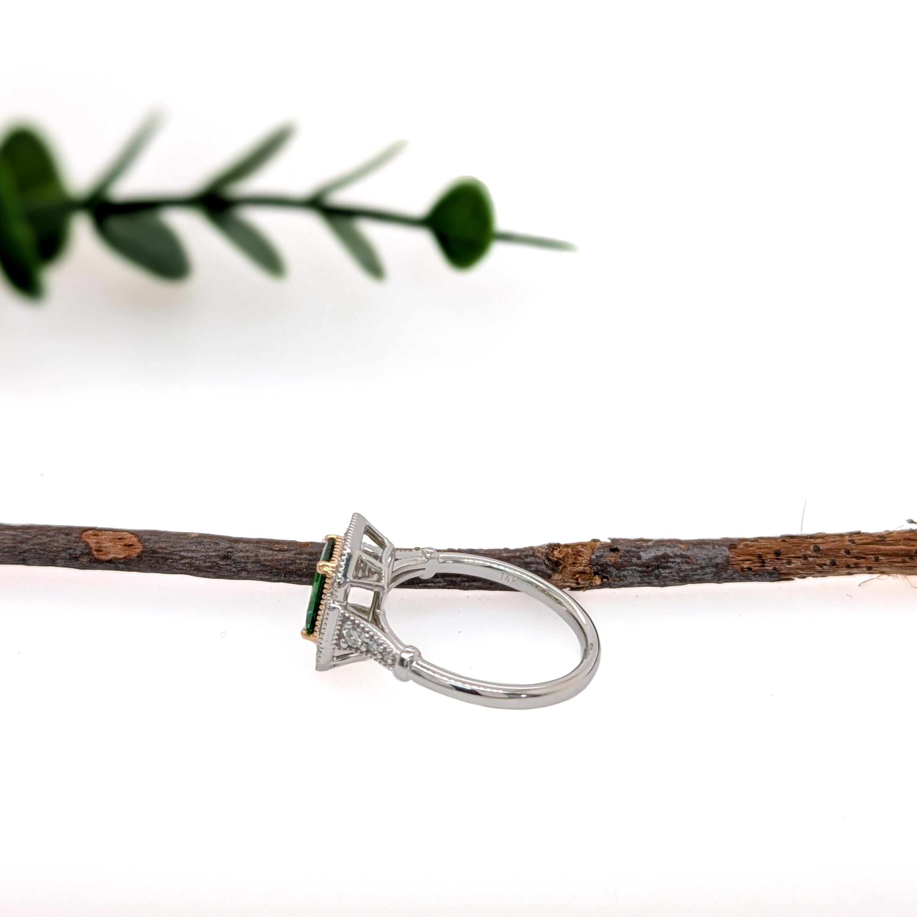 Women's Tsavorite Garnet Ring w Earth Mined Diamond Accents in Solid 14K Gold  EM 7x5mm For Sale