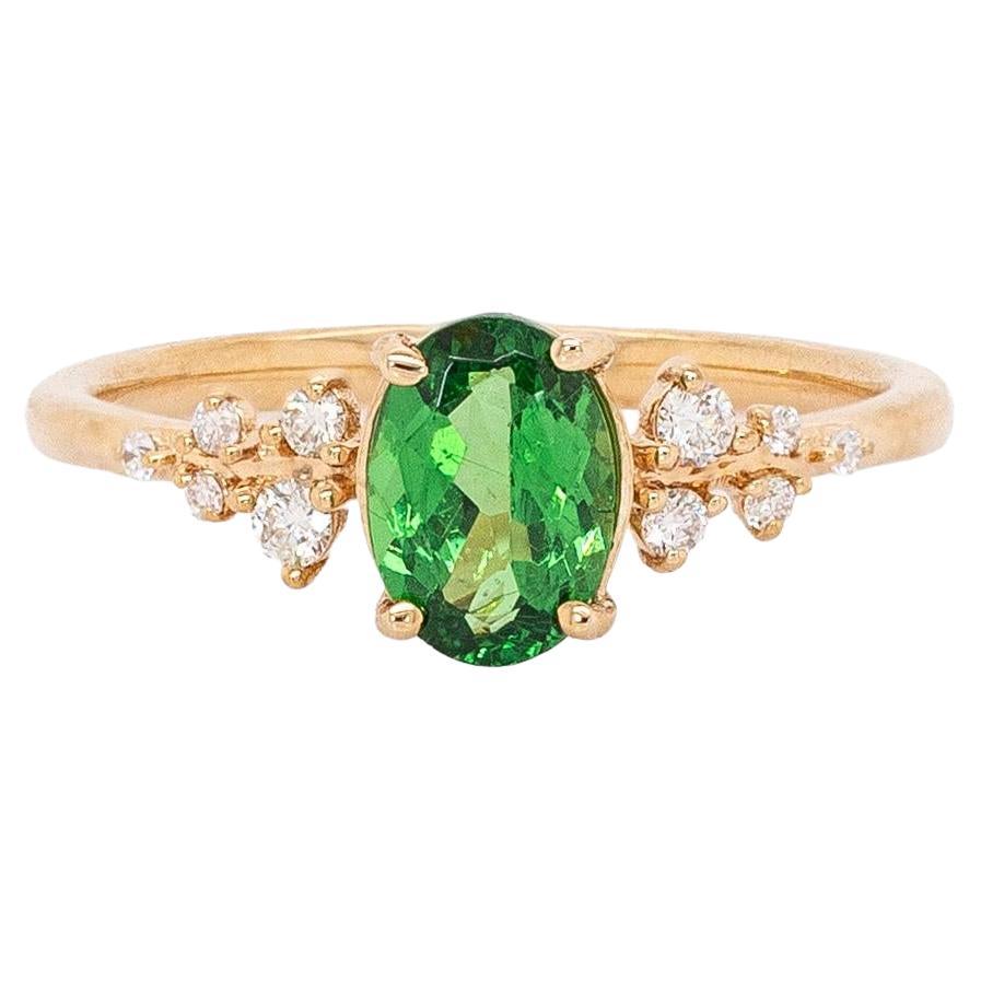 Tsavorite Garnet Ring with Natural Diamonds Accents: 14k Solid Gold, Oval 7x5mm