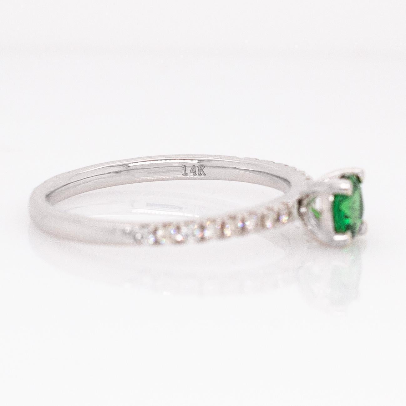 Anello con granato tsavorite e diamanti naturali: Oro bianco massiccio 14k, 4,5 mm in vendita 1