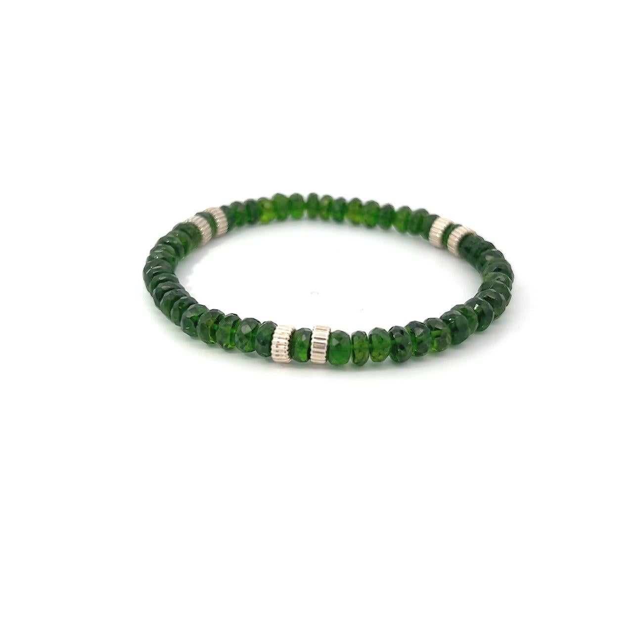 Bracciale elastico in argento sterling con granato tsavorite 67cts In condizioni Nuovo in vendita a New York, NY