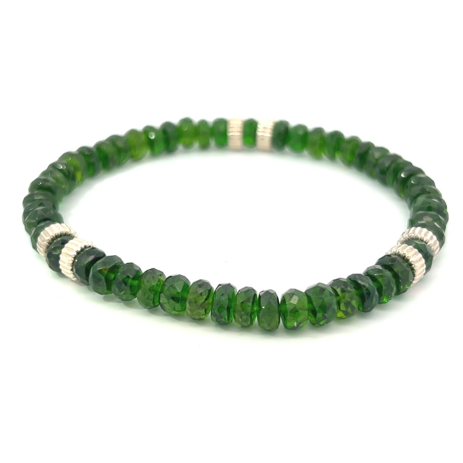 Bracciale elastico in argento sterling con granato tsavorite 67cts in vendita 1