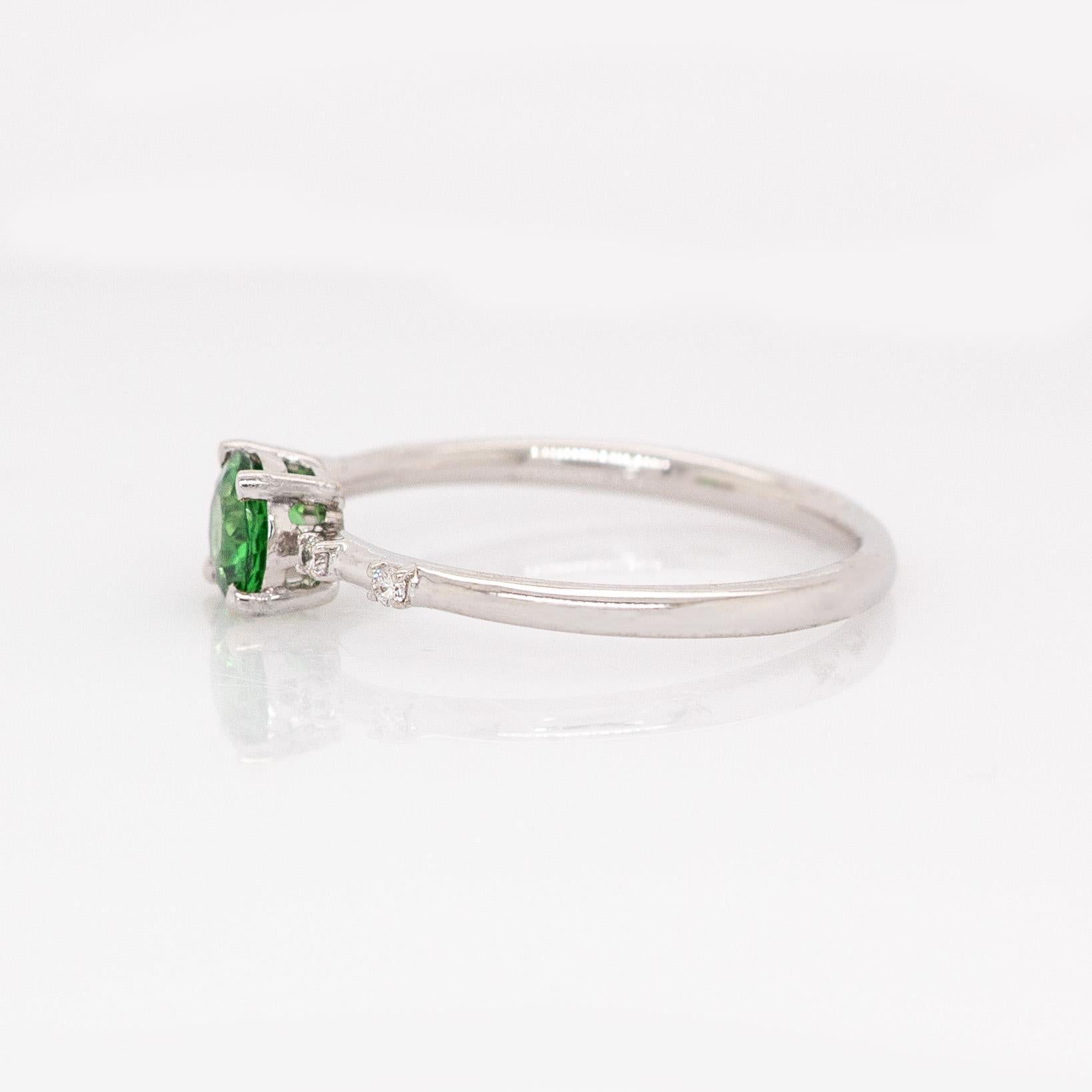 Grenat tsavorite avec accents de diamants naturels : Or blanc massif 14K, rond 5mm Neuf - En vente à Columbus, OH