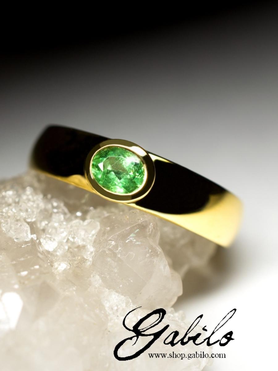 Tsavorite Gold Ring Jewelry Bright Deep Green Garnet LGBTQ Engagement Jewellery For Sale 6