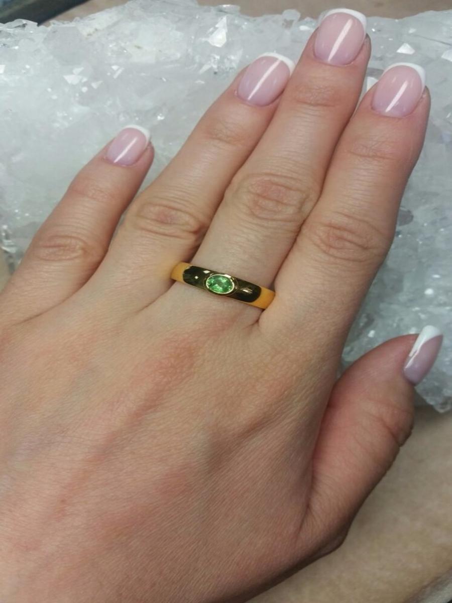 Tsavorite Gold Ring Jewelry Bright Deep Green Garnet LGBTQ Engagement Jewellery For Sale 7