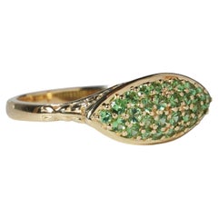 Tsavorite Green Garnet Cluster 9ct Gold Ring East West Marquise Size R / 8.5