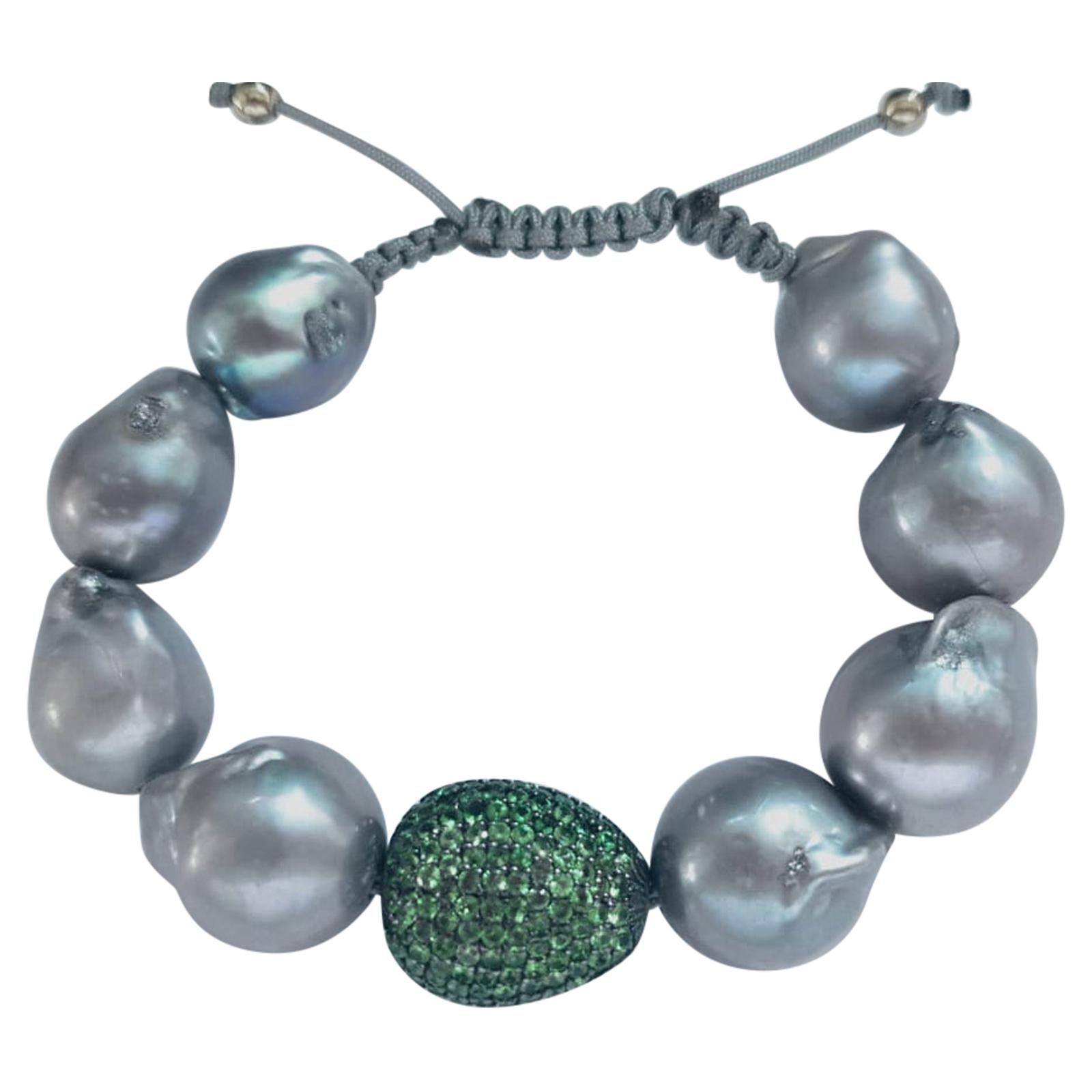 Tsavorite Pave and Pearls Bracelet