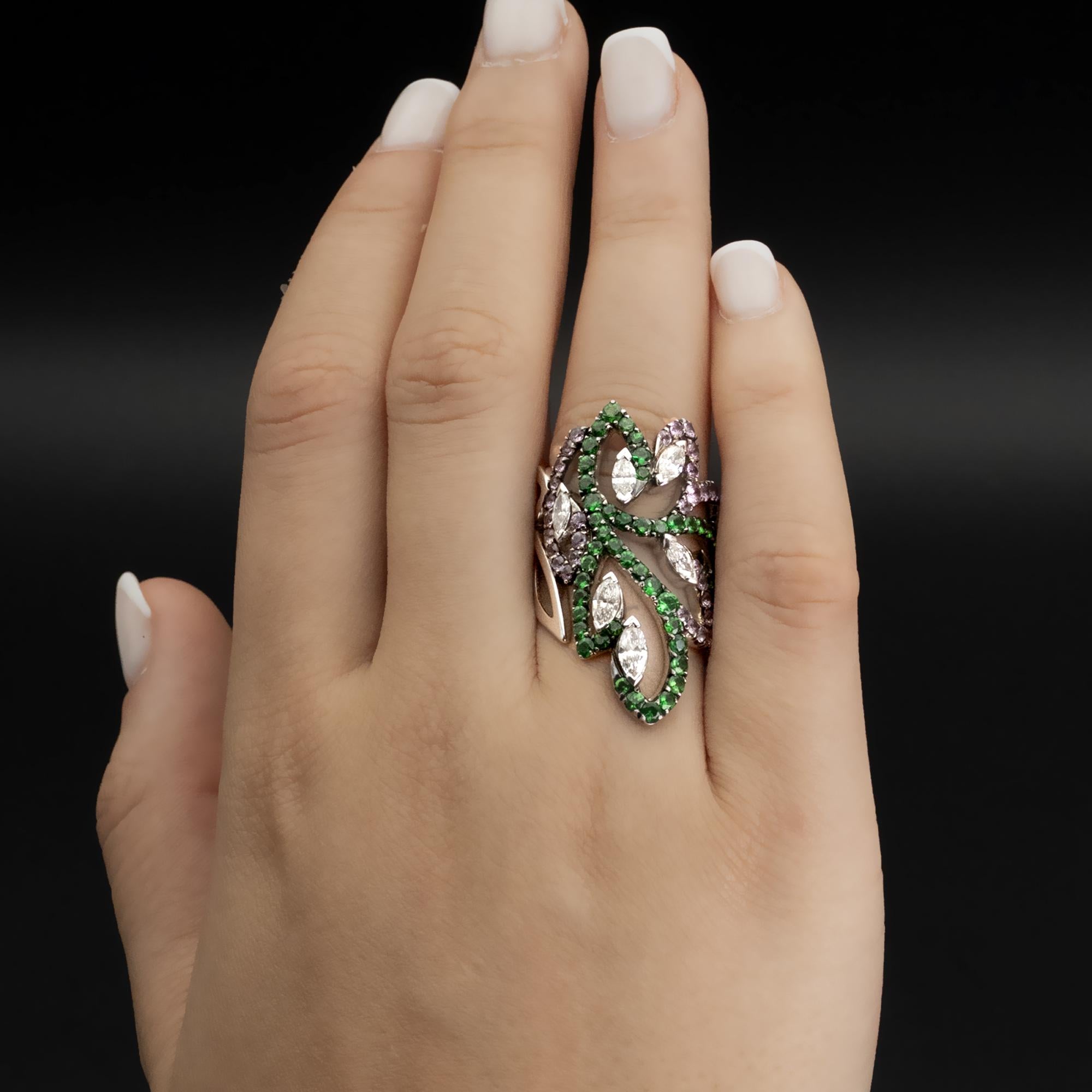 Arabischer Ring mit Tsavorit, rosa Saphir und Diamant im Zustand „Neu“ im Angebot in Monte Carlo, MC