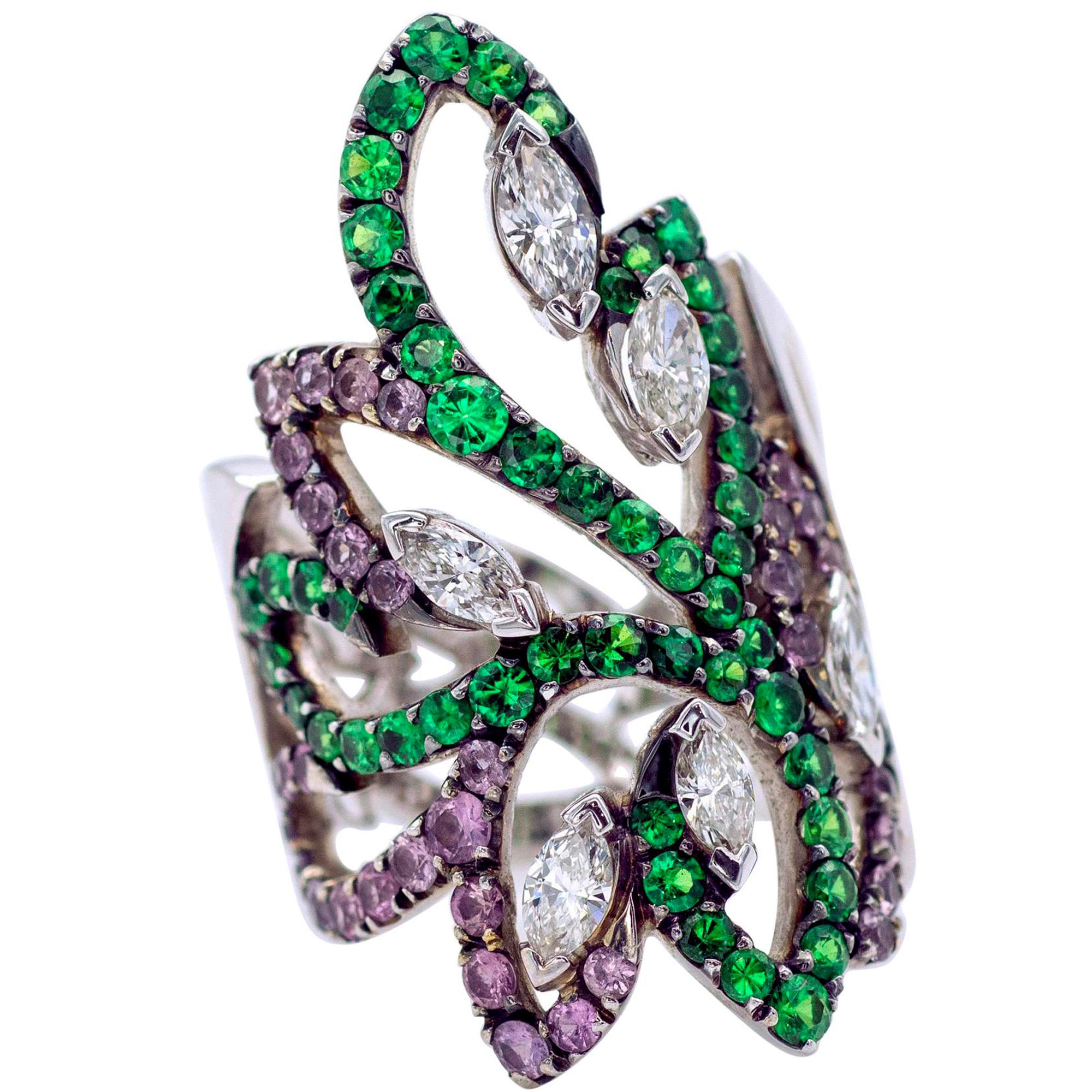 Bague arabesque en tsavorite, saphir rose et diamant en vente