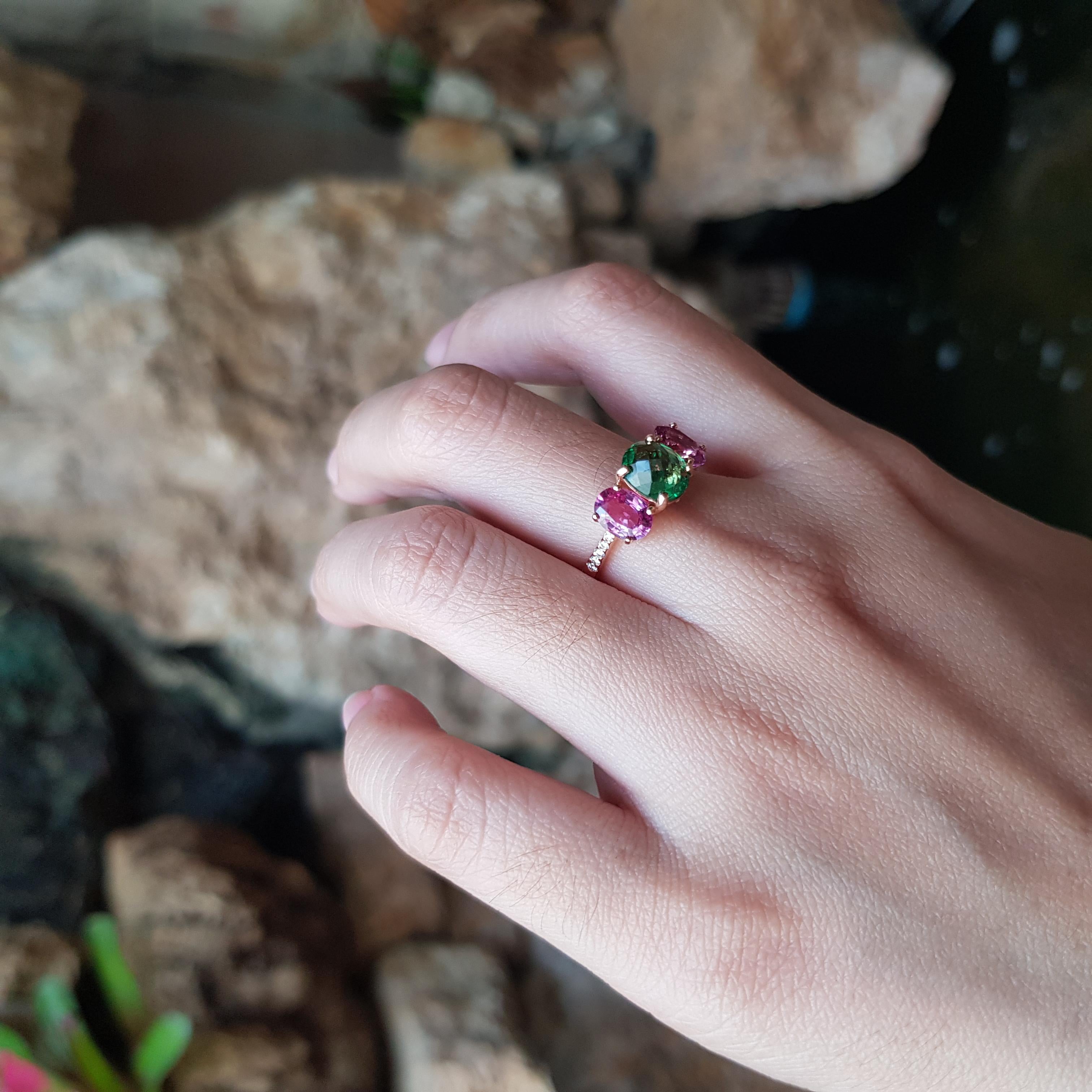 Oval Cut Tsavorite, Pink Sapphire and Diamond Ring set in 18K Rose Gold Settings For Sale