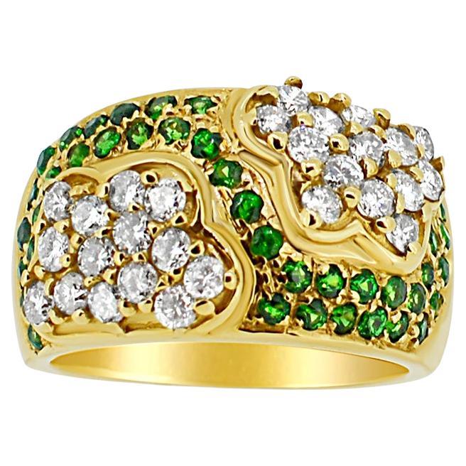 Tsavorite Ring 14 Karat Yellow Gold and Diamonds