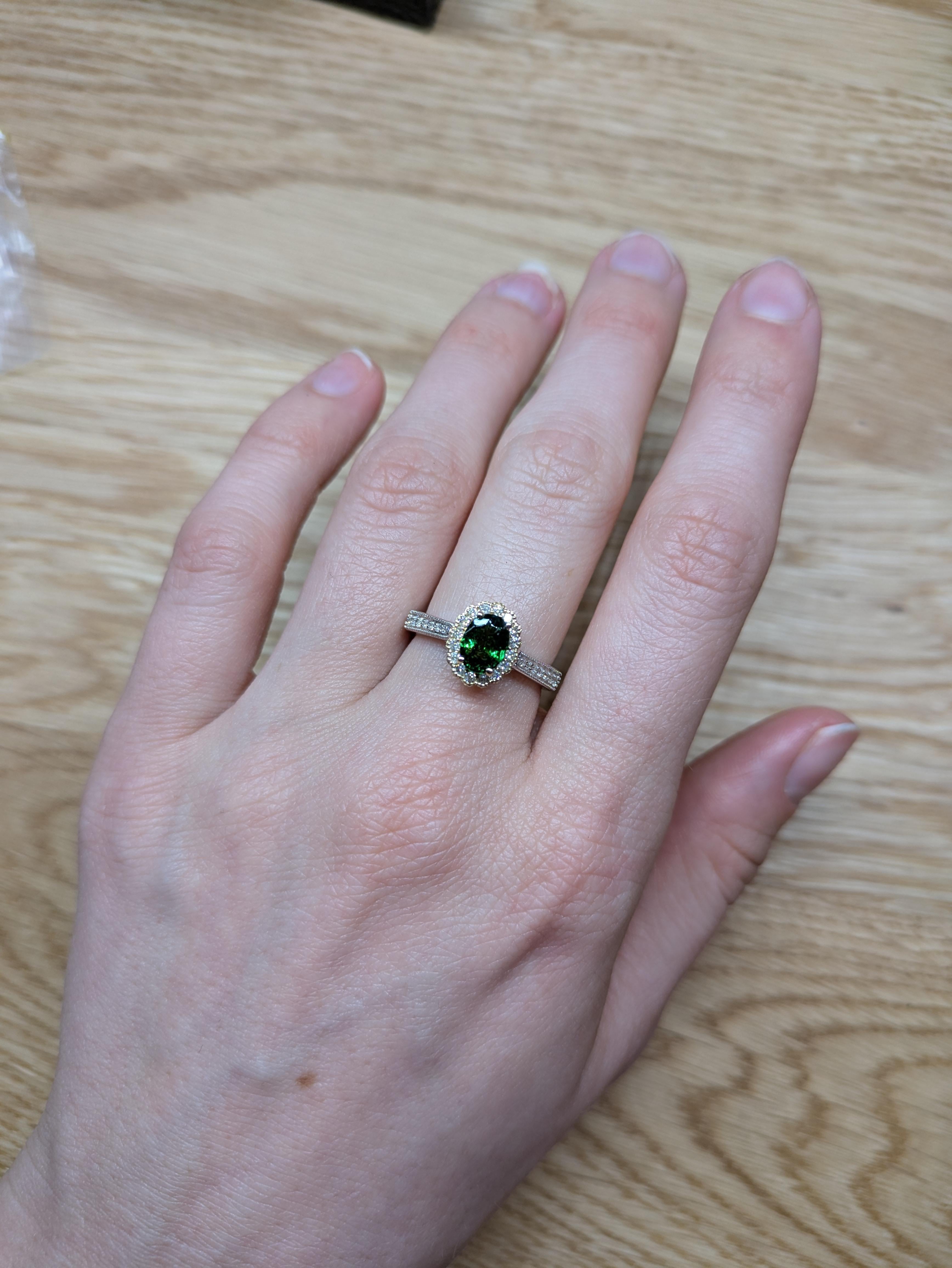 Women's Tsavorite Ring w Natural Diamonds in Solid 14K Gold  OV 7x5mm  Statement Ring For Sale