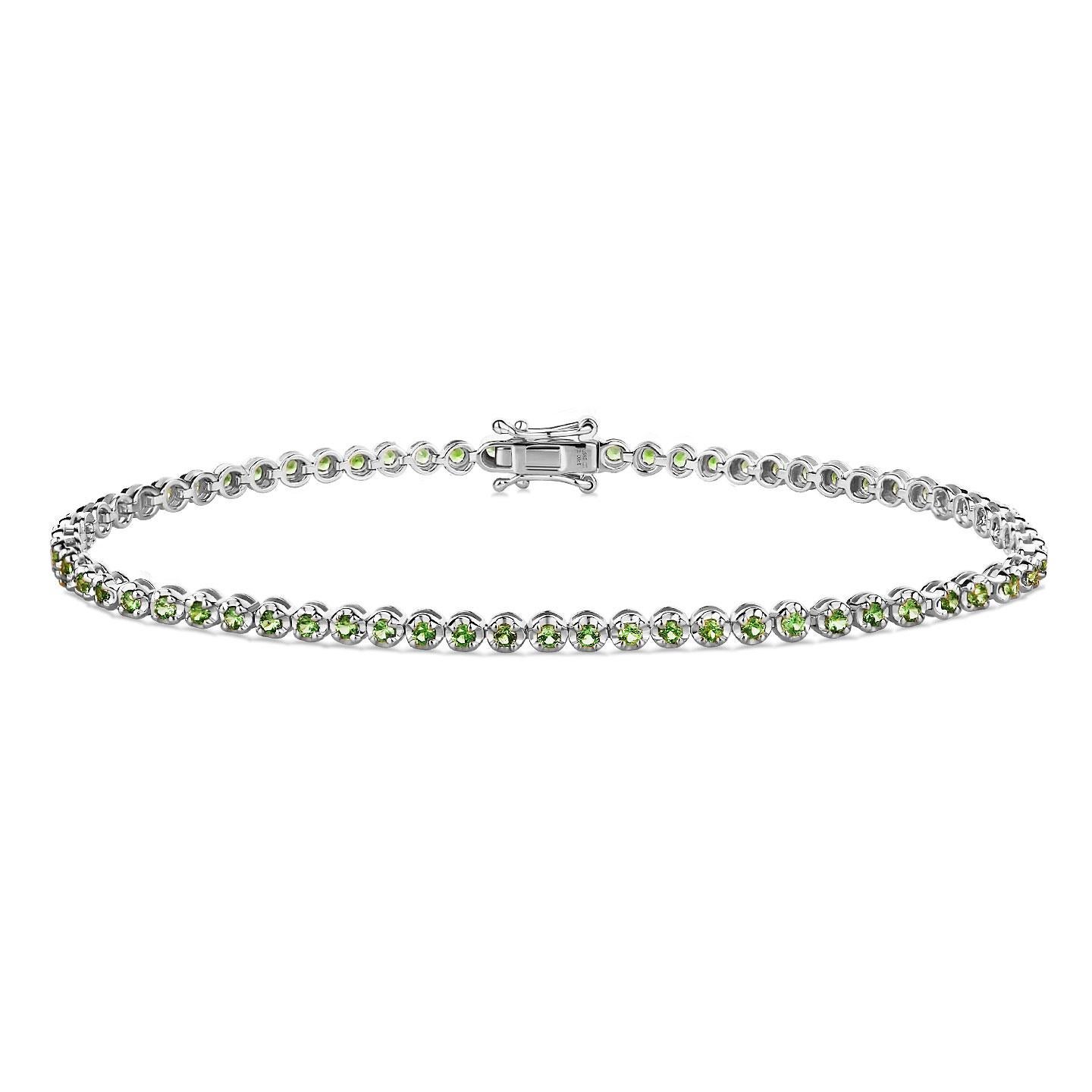 Bracelet tennis tsavorite Pour femmes en vente