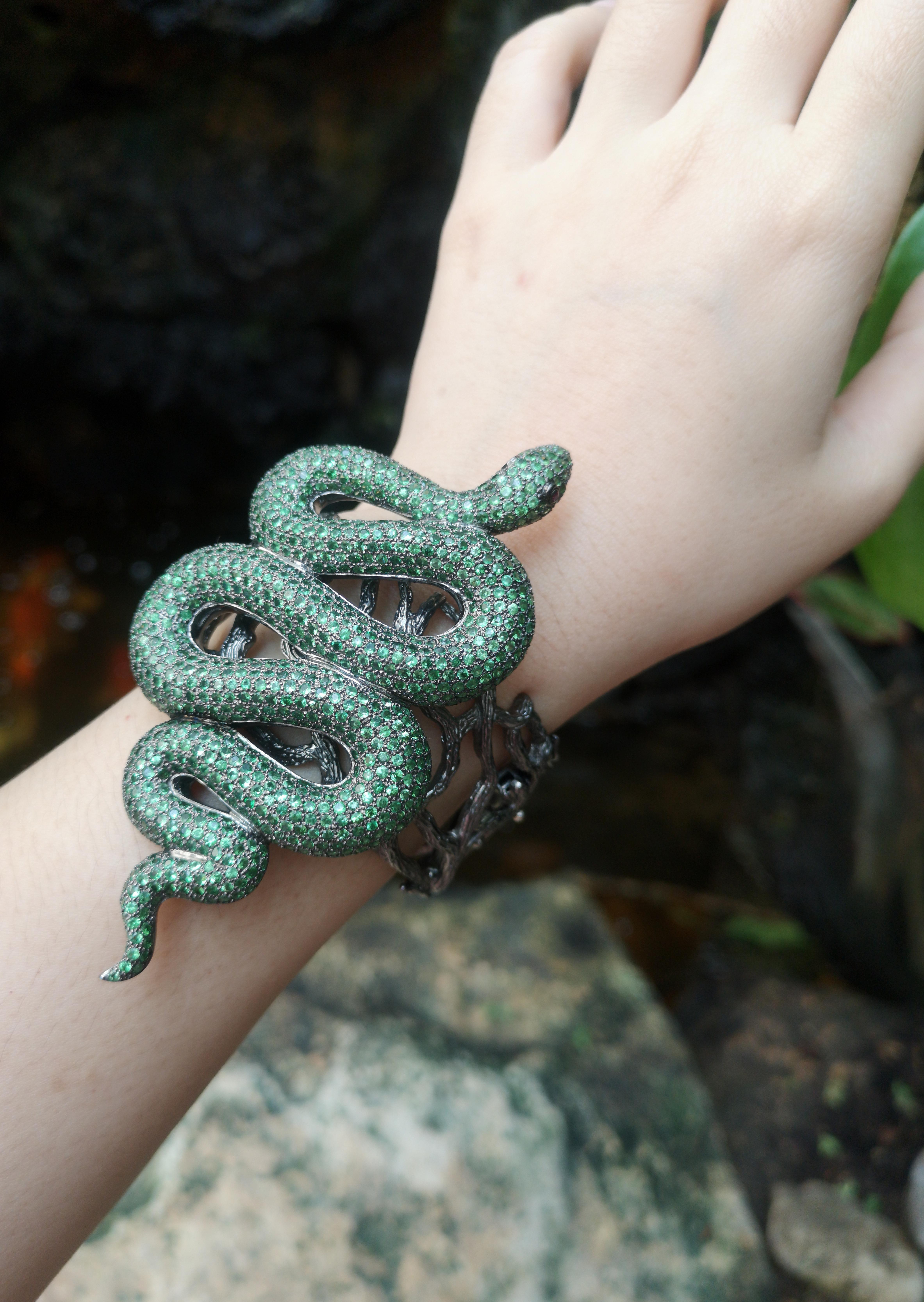 Tsavorite with Cabochon Ruby Snake Bangle set in Silver Settings For Sale 9