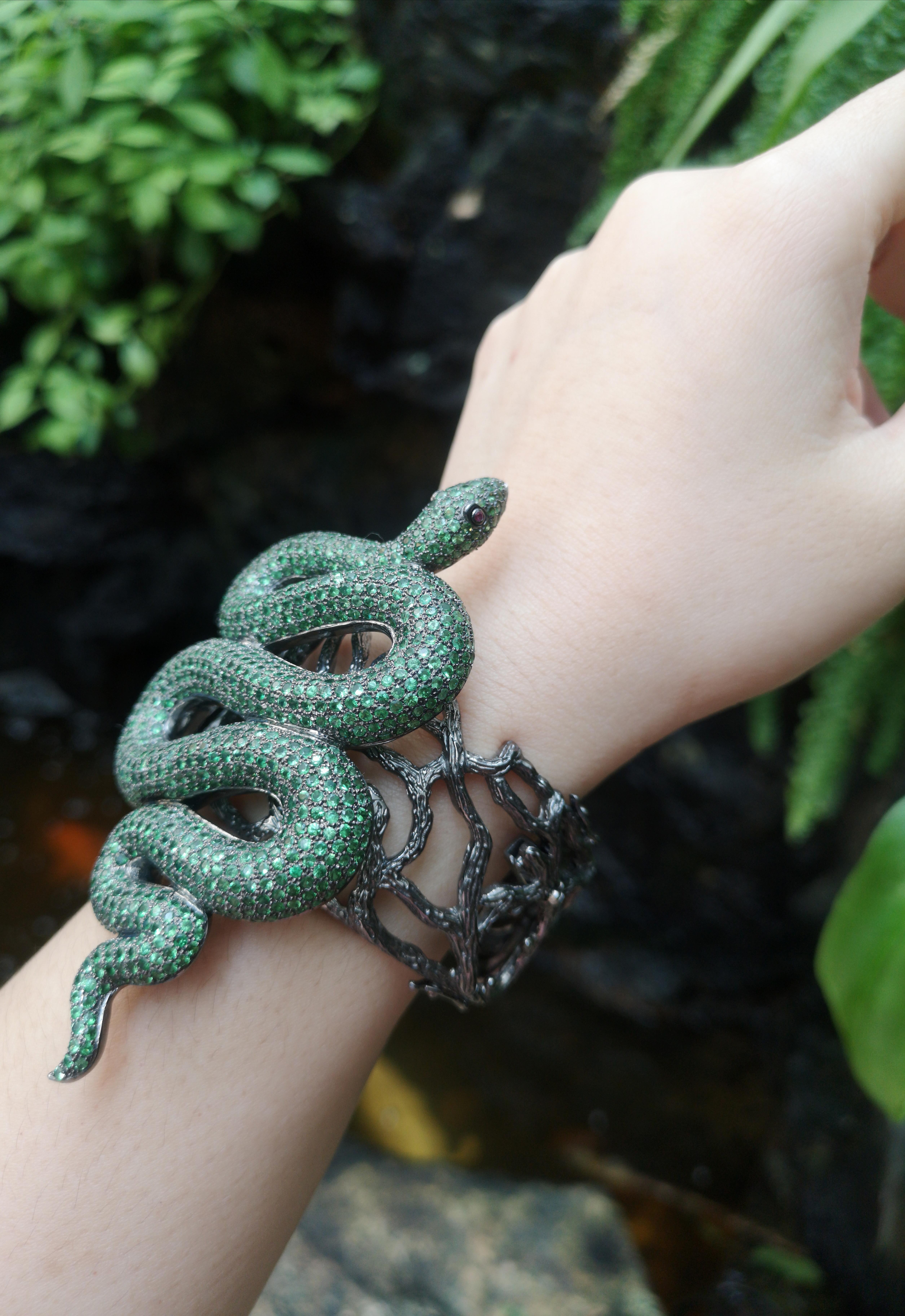 Tsavorite with Cabochon Ruby Snake Bangle set in Silver Settings For Sale 11