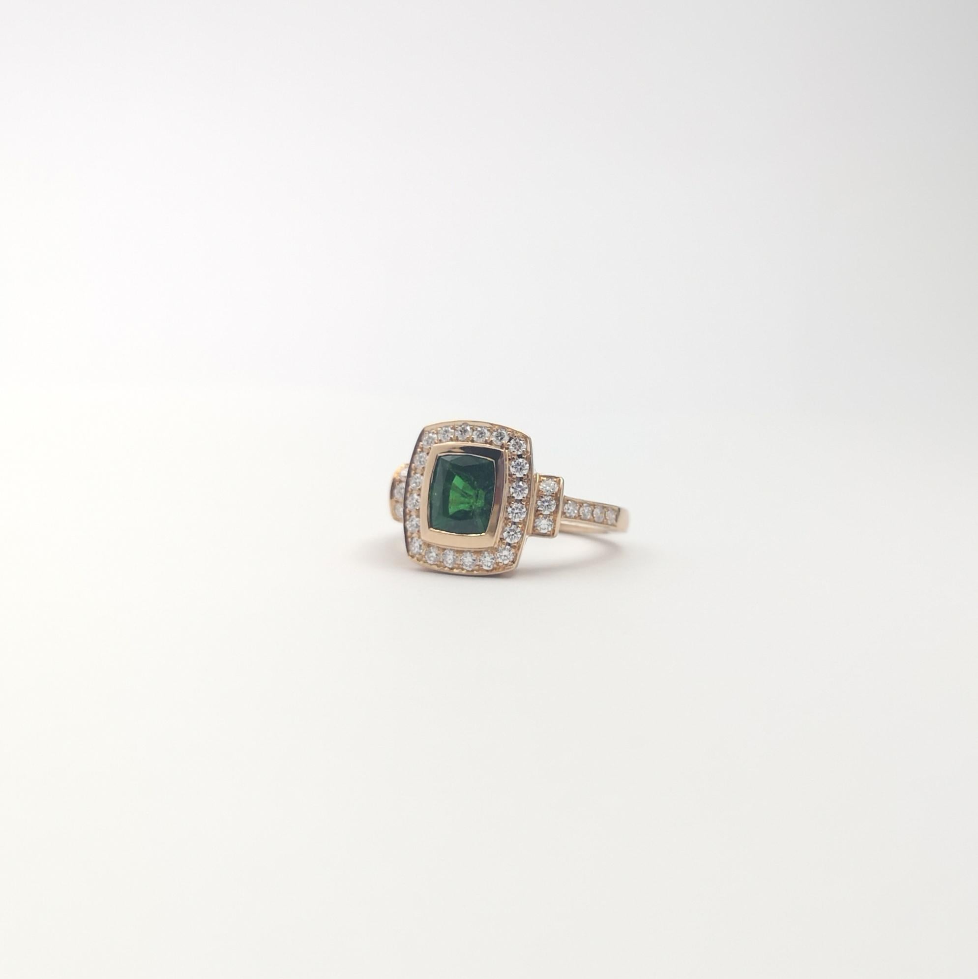 Anello con tsavorite e diamanti incastonati in oro rosa 18 carati in vendita 2