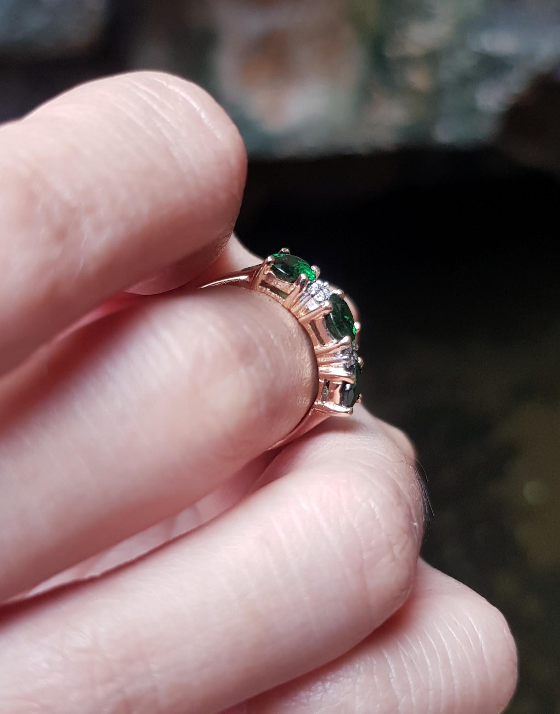 Tsavorite with Diamond Ring Set in 18 Karat Rose Gold Settings In New Condition For Sale In Bangkok, TH
