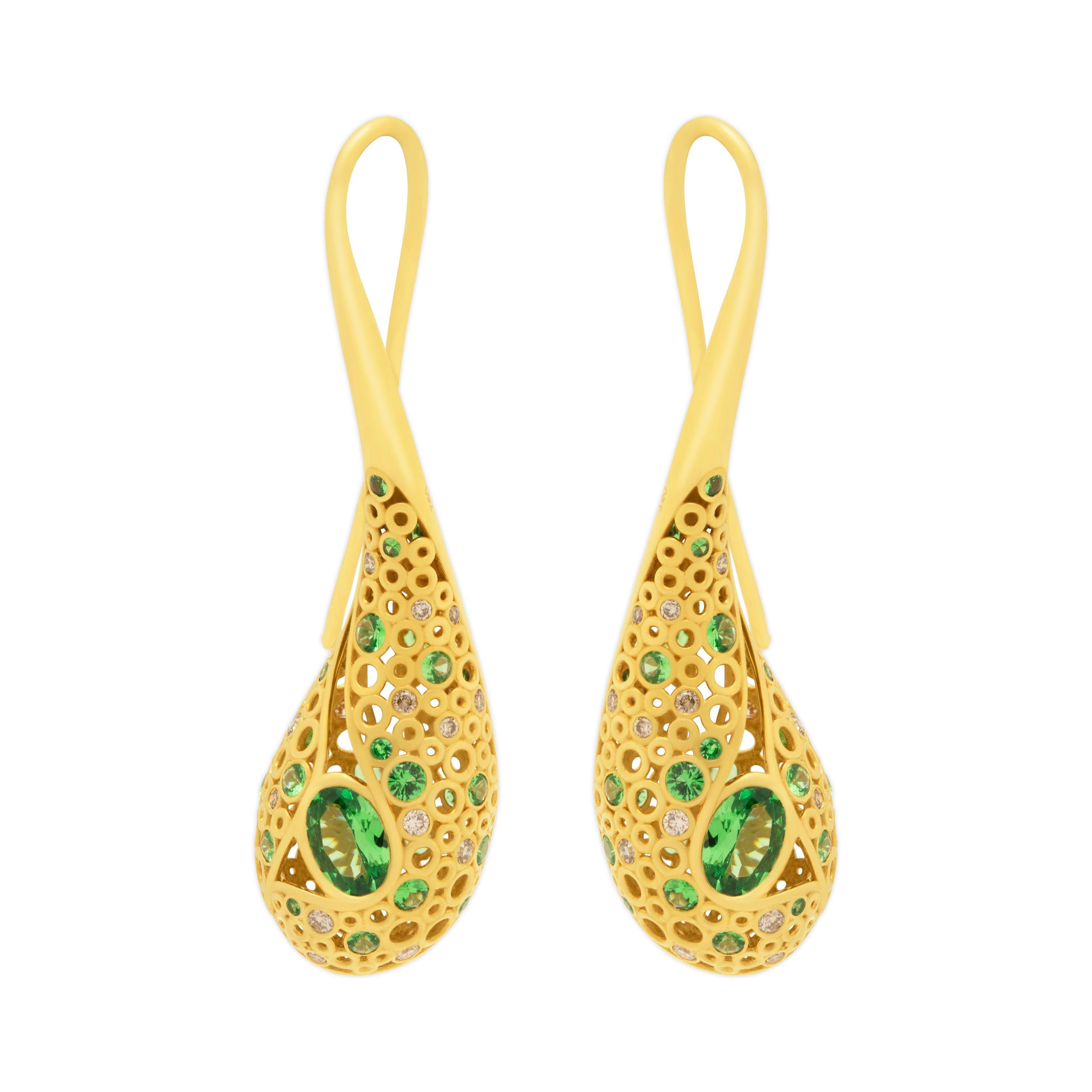 Tsavorites 0.89 Carat Champagne Diamonds 18 Karat Yellow Gold Bubble Earrings For Sale