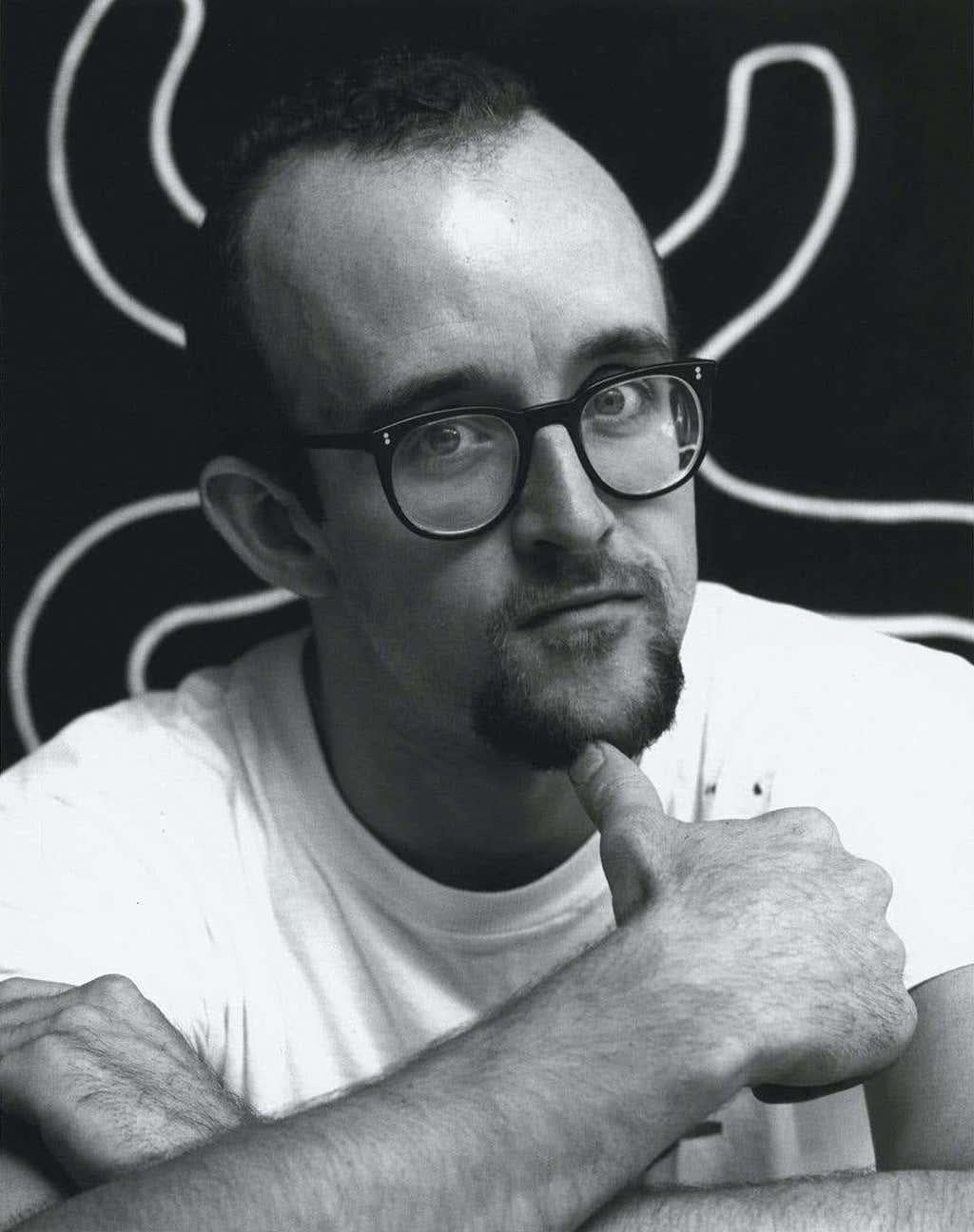 Keith Haring by Tseng Kwong Chi:
Rare vintage original press photograph by Keith Haring's close friend and world renown photographer, Tseng Kwong Chi. Stamped on the reverse.

Silver gelatin print circa 1989. 
8x10 inches.
Very good overall vintage