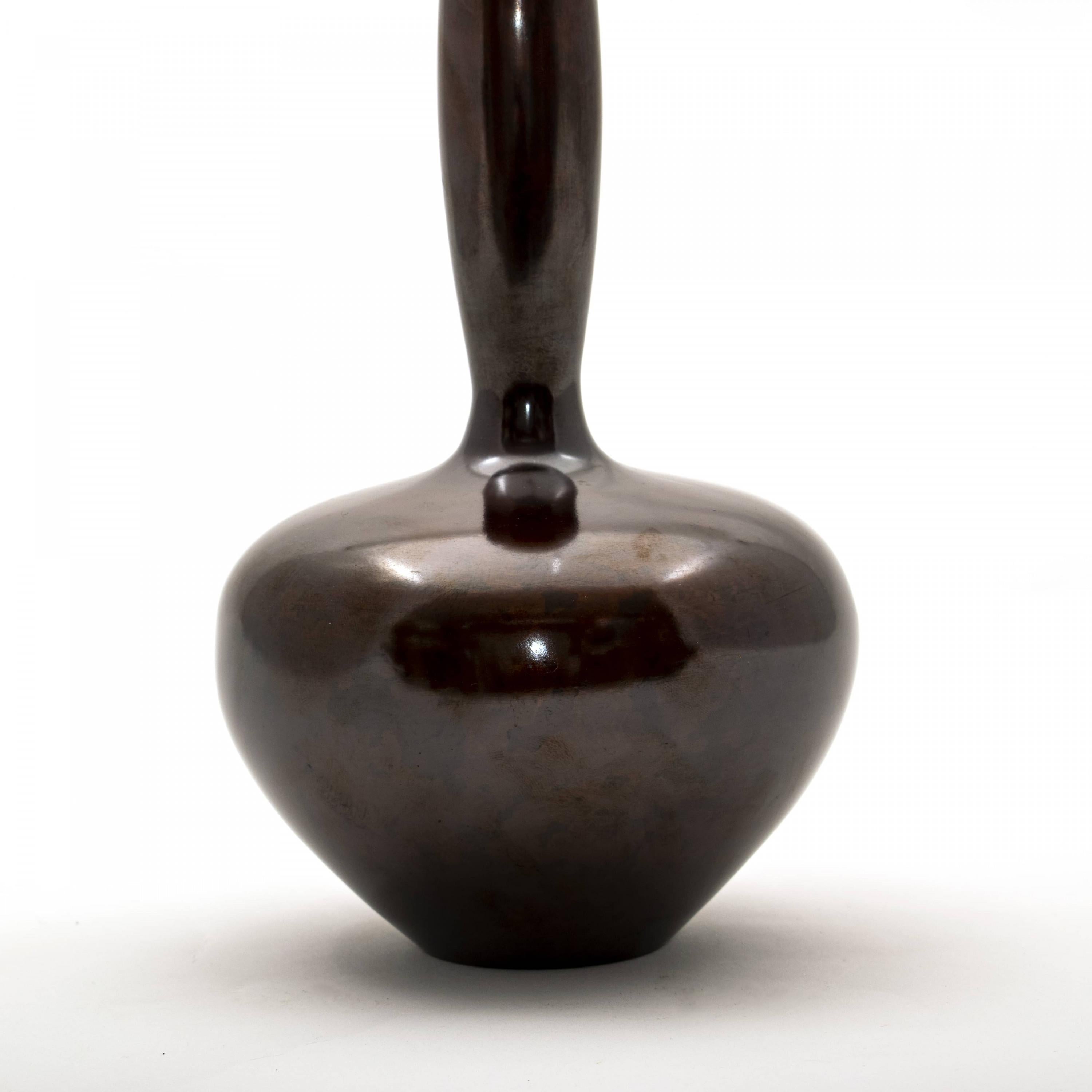 20th Century Tsuda Eijyu, an Elegant Japanese Patinated Bronze Vase For Sale