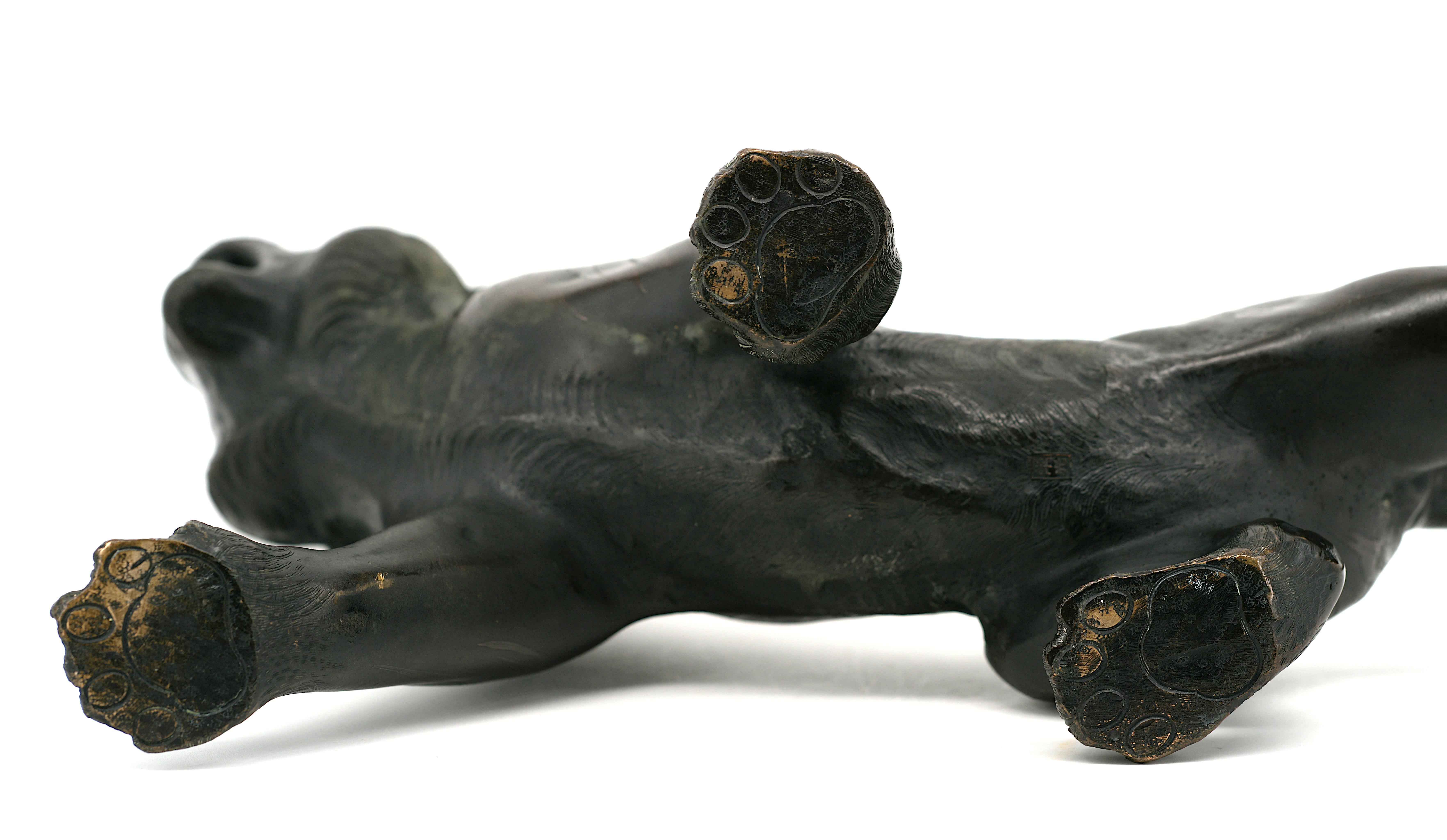 TSUNEMITSU Bronze Tiger With Terrifying Glass Eyes, Meiji, 1868-1912 For Sale 16