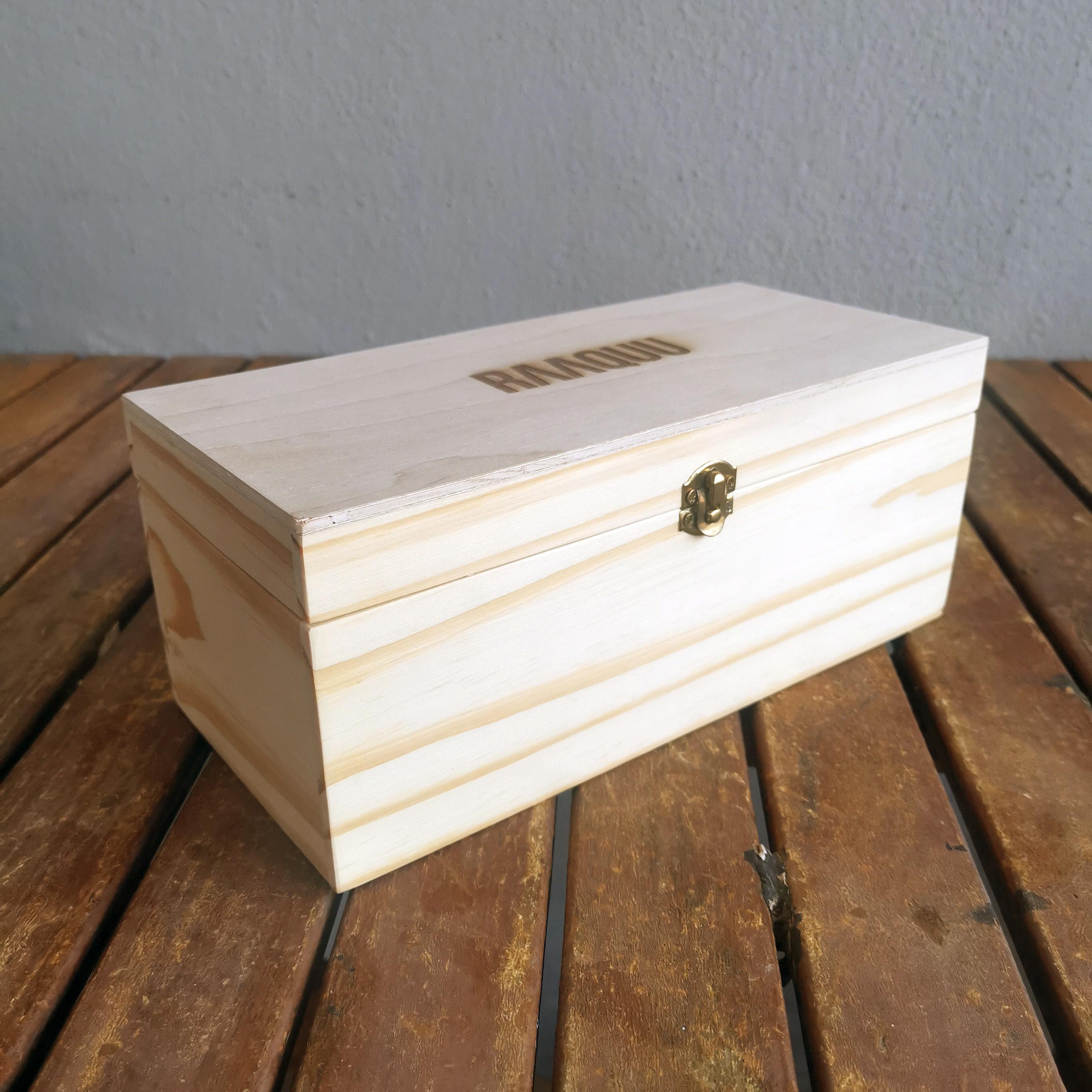 Tsuri Raku Keramik Vase mit Geschenkbox - Halb Kupfer Matt - Handgemachte Keramik (Malaysisch) im Angebot